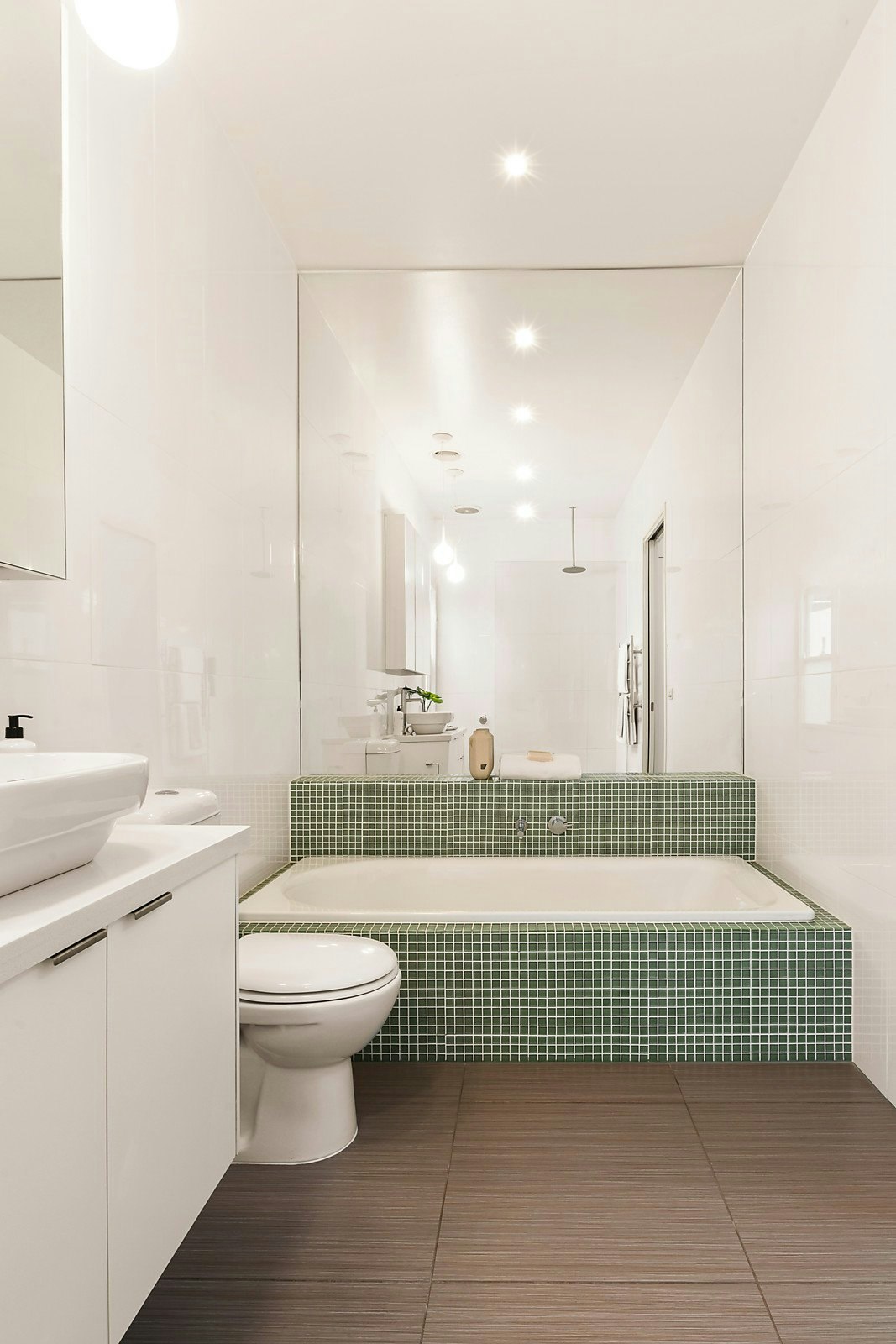 27 Iris Road, Glen Iris, VIC