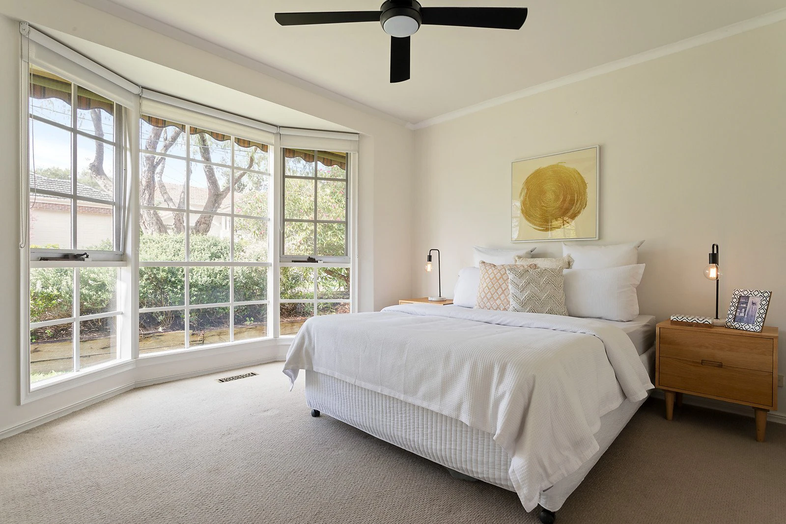 2/82 Windsor Crescent, Surrey Hills, VIC