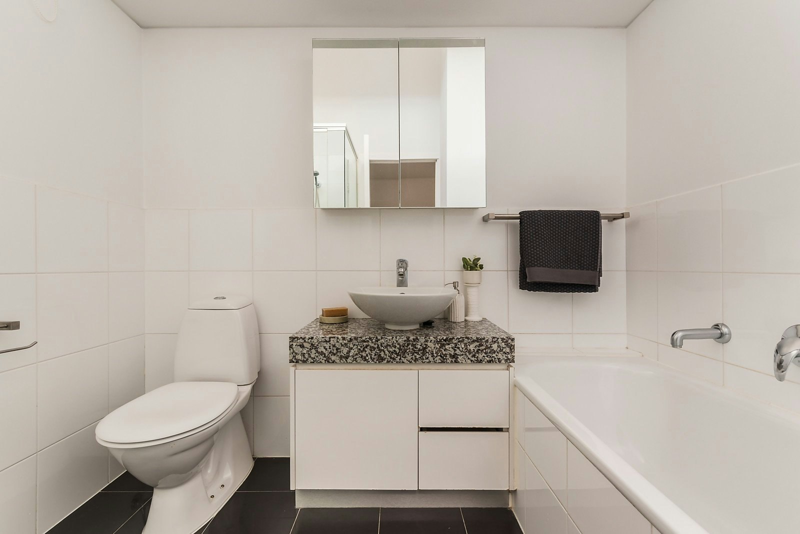 57 Ross Street, Port Melbourne, VIC