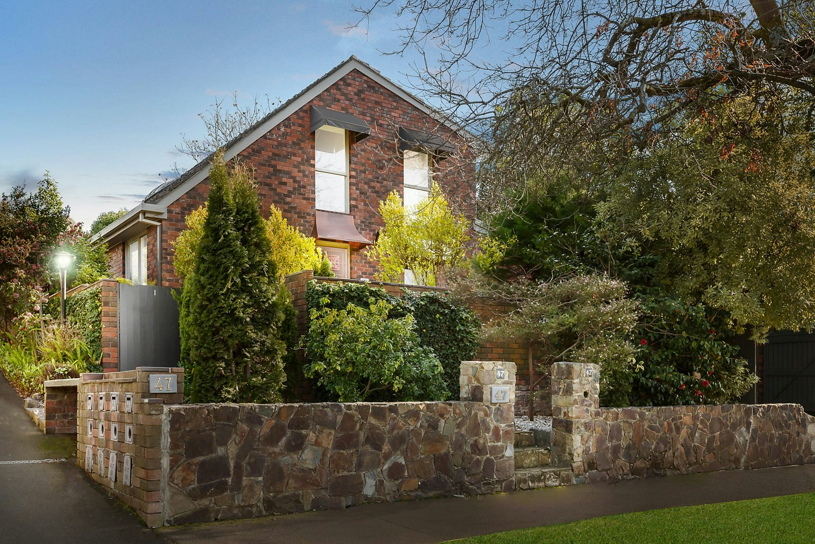 1/47 Rochester Road, Canterbury, VIC