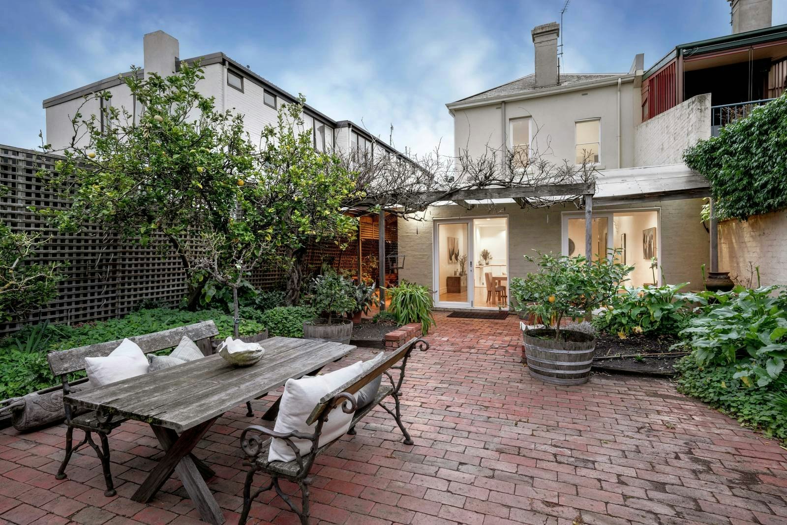 36 Mathoura Road, Toorak, VIC