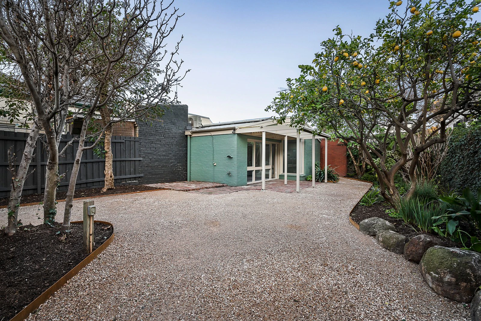 4 Napier Place, South Melbourne, VIC
