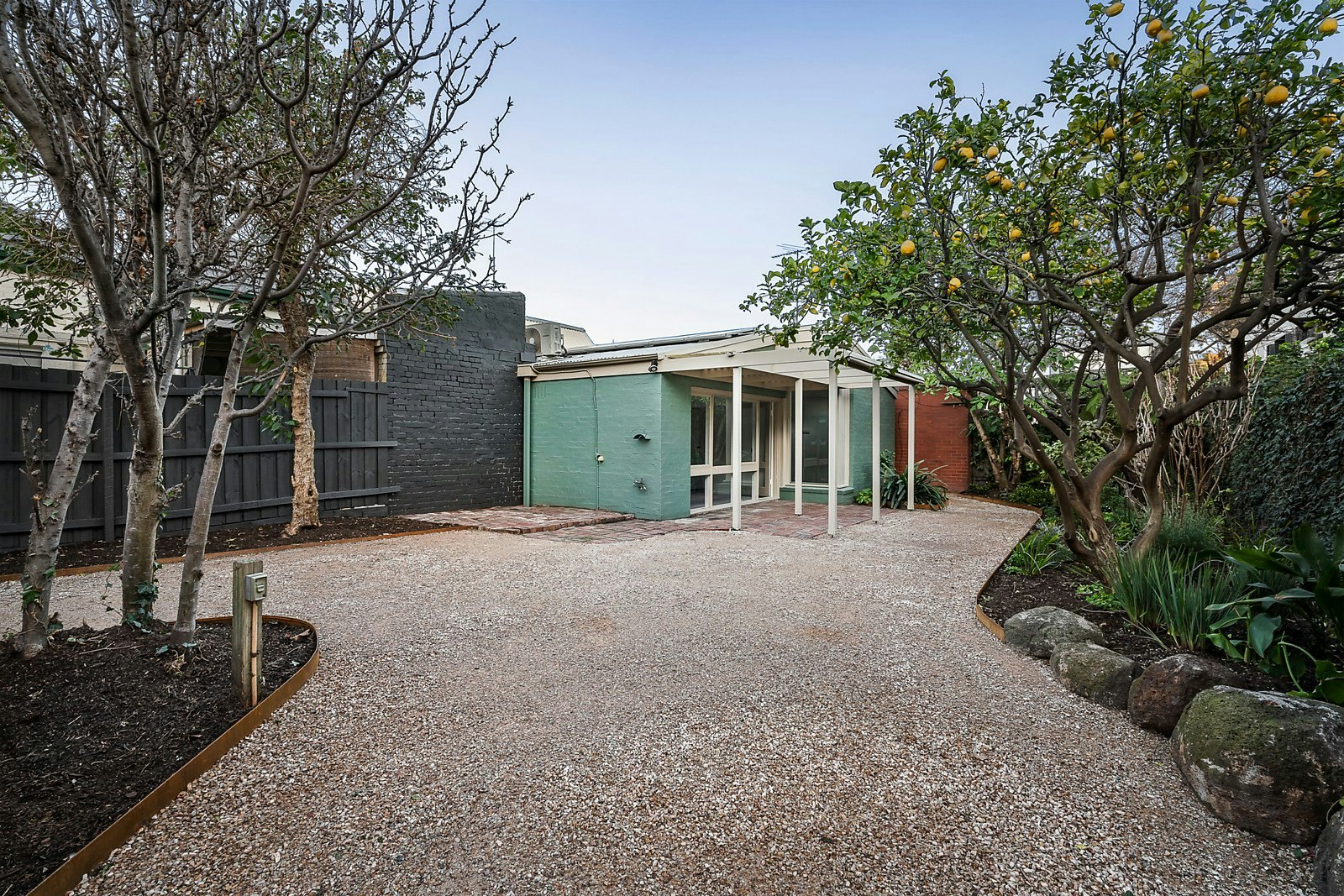 4 Napier Place, South Melbourne, VIC