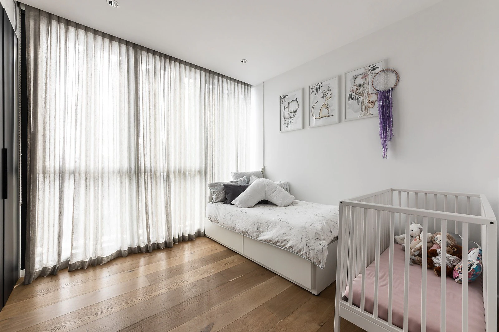 1009/70 Queens Road, Melbourne, VIC