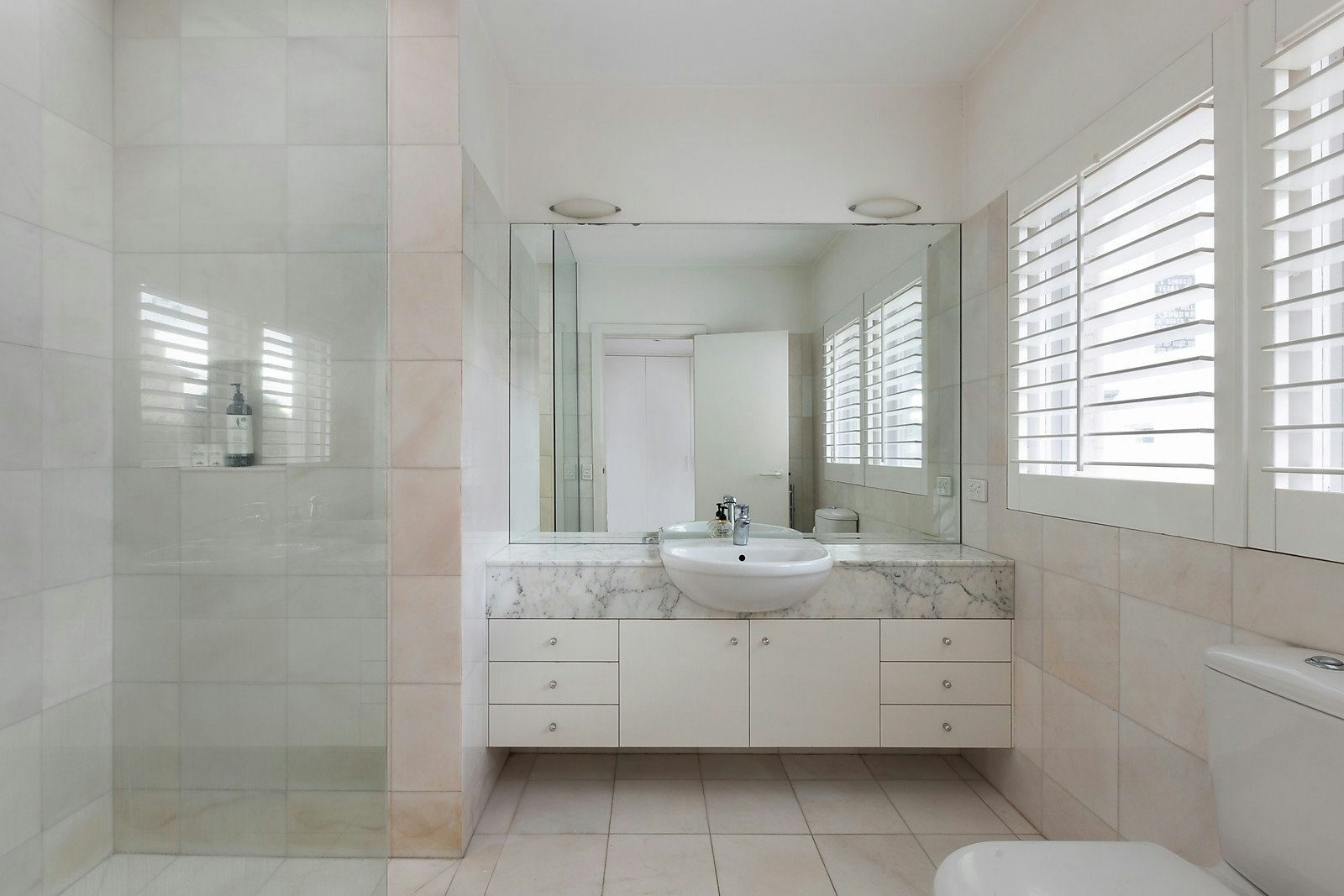 2a Glen Road, Toorak, VIC