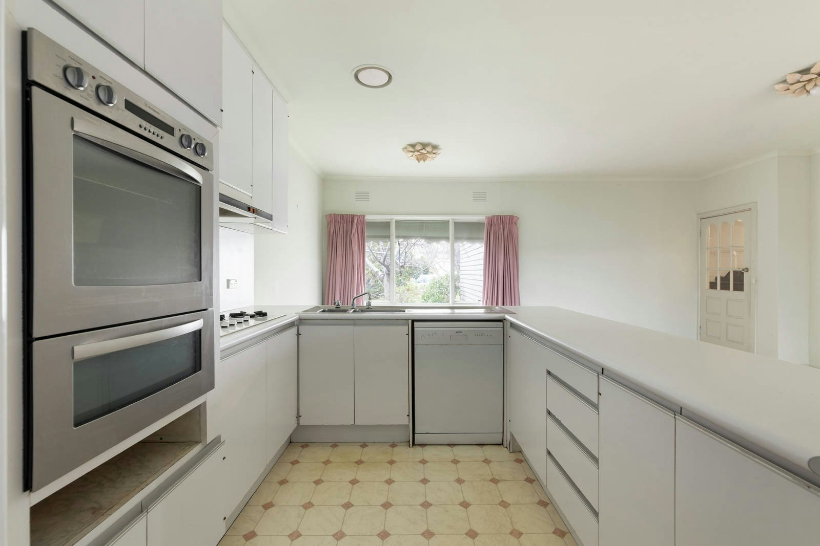 37 Glen Iris Road, Camberwell, VIC