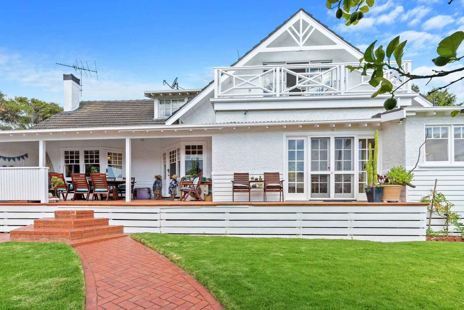 6-8 Queen Street, Mornington, VIC