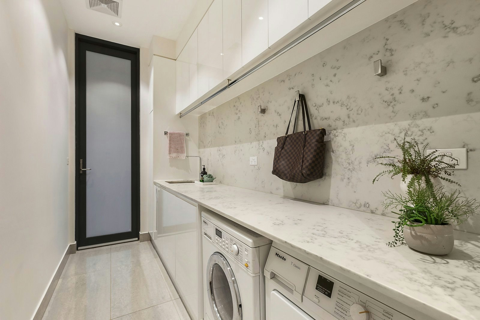 1005A Toorak Road, Camberwell, VIC