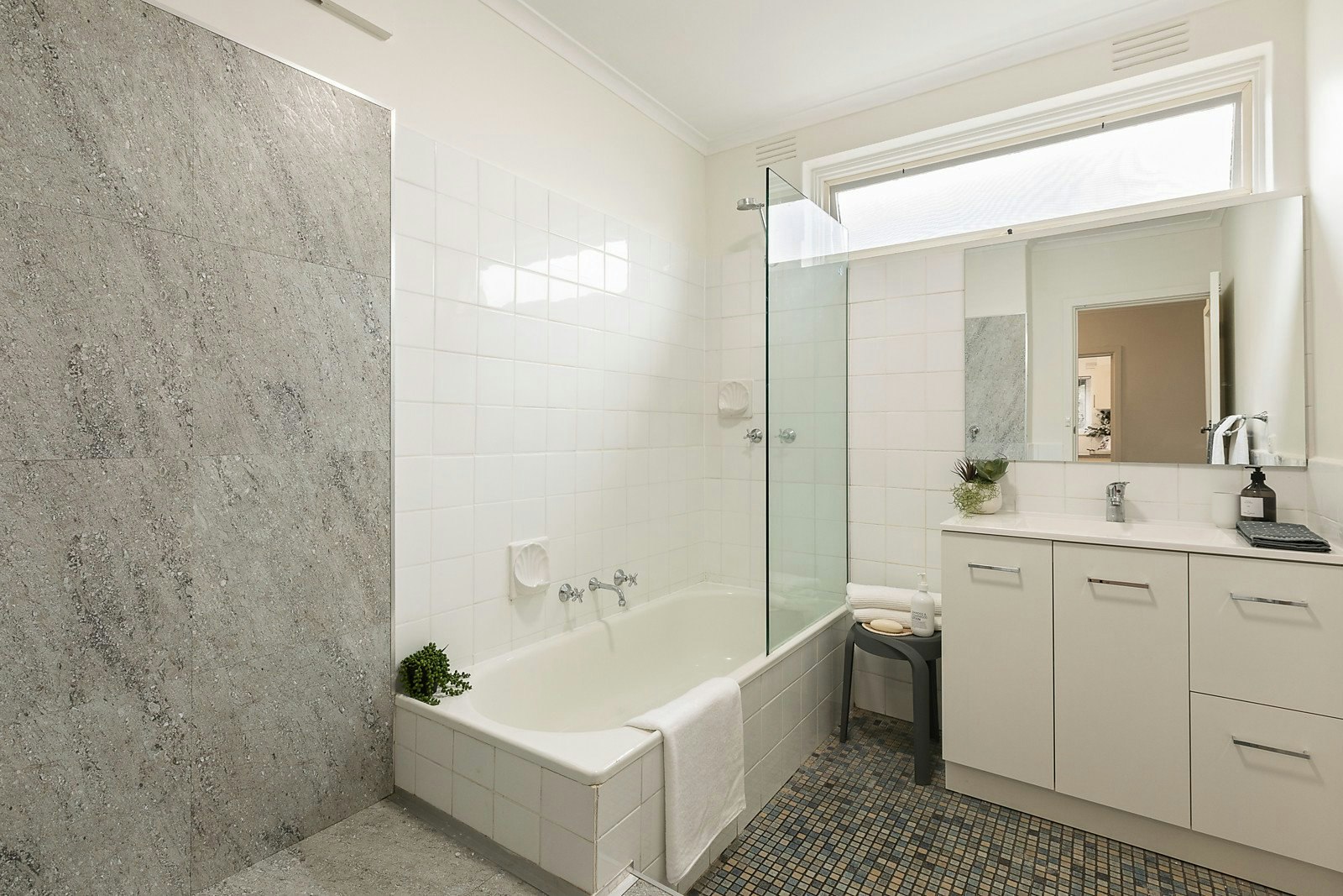 8/498 Glenferrie Road, Hawthorn, VIC