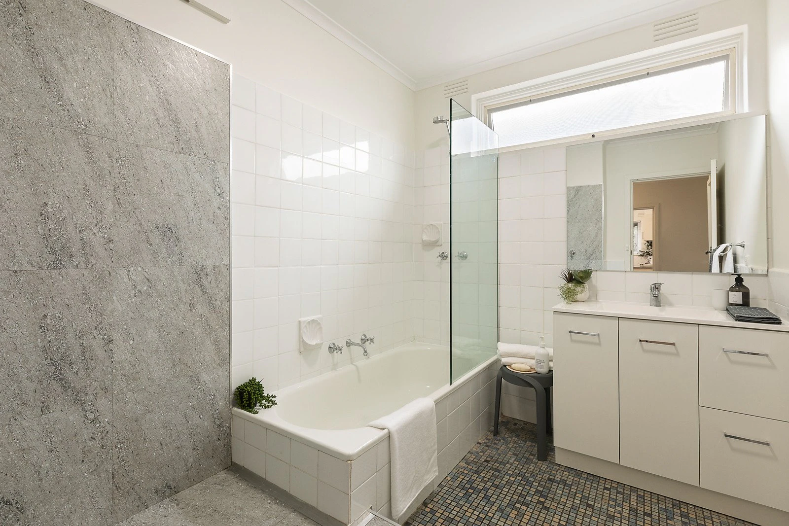 8/498 Glenferrie Road, Hawthorn, VIC