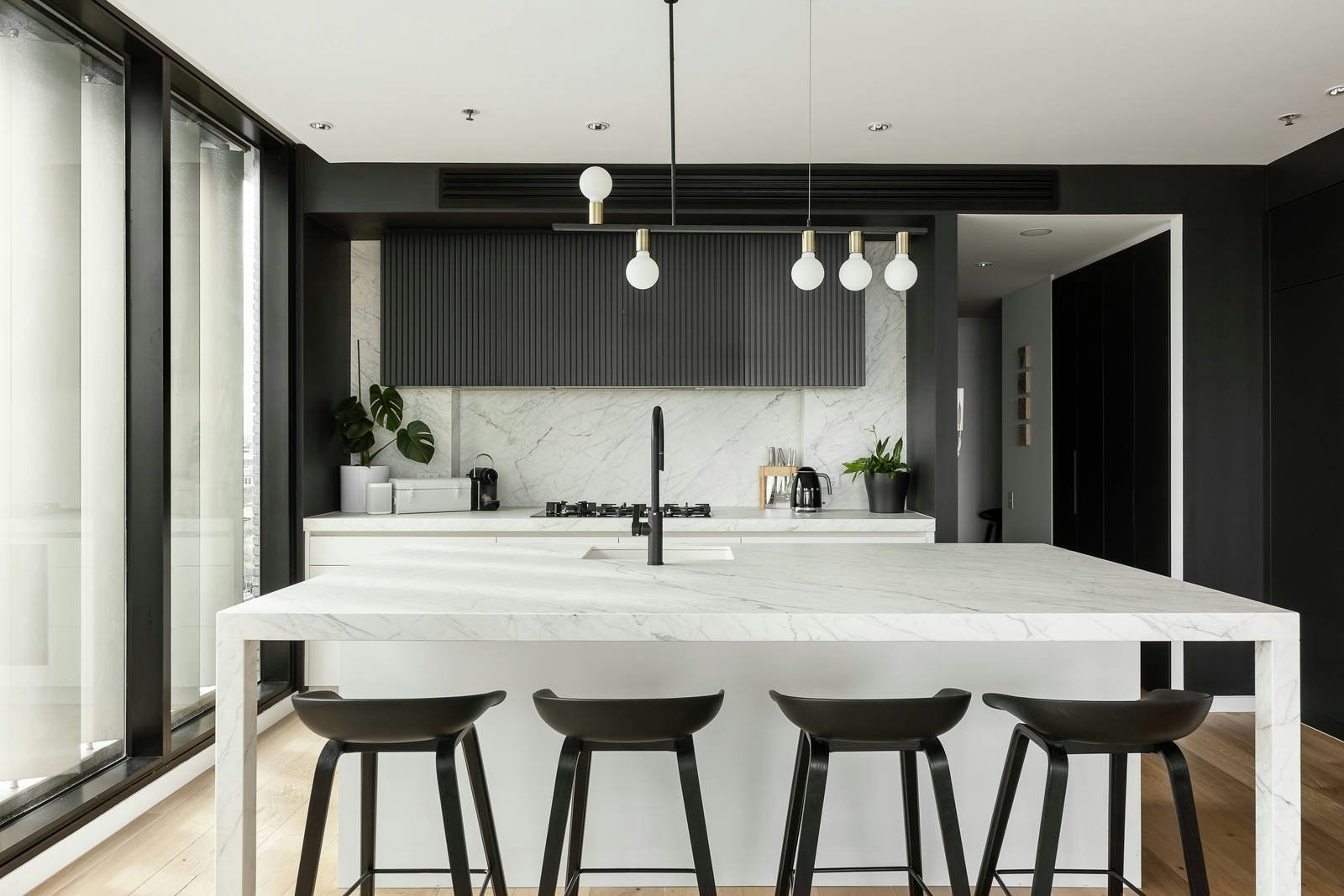 1009/70 Queens Road, Melbourne, VIC