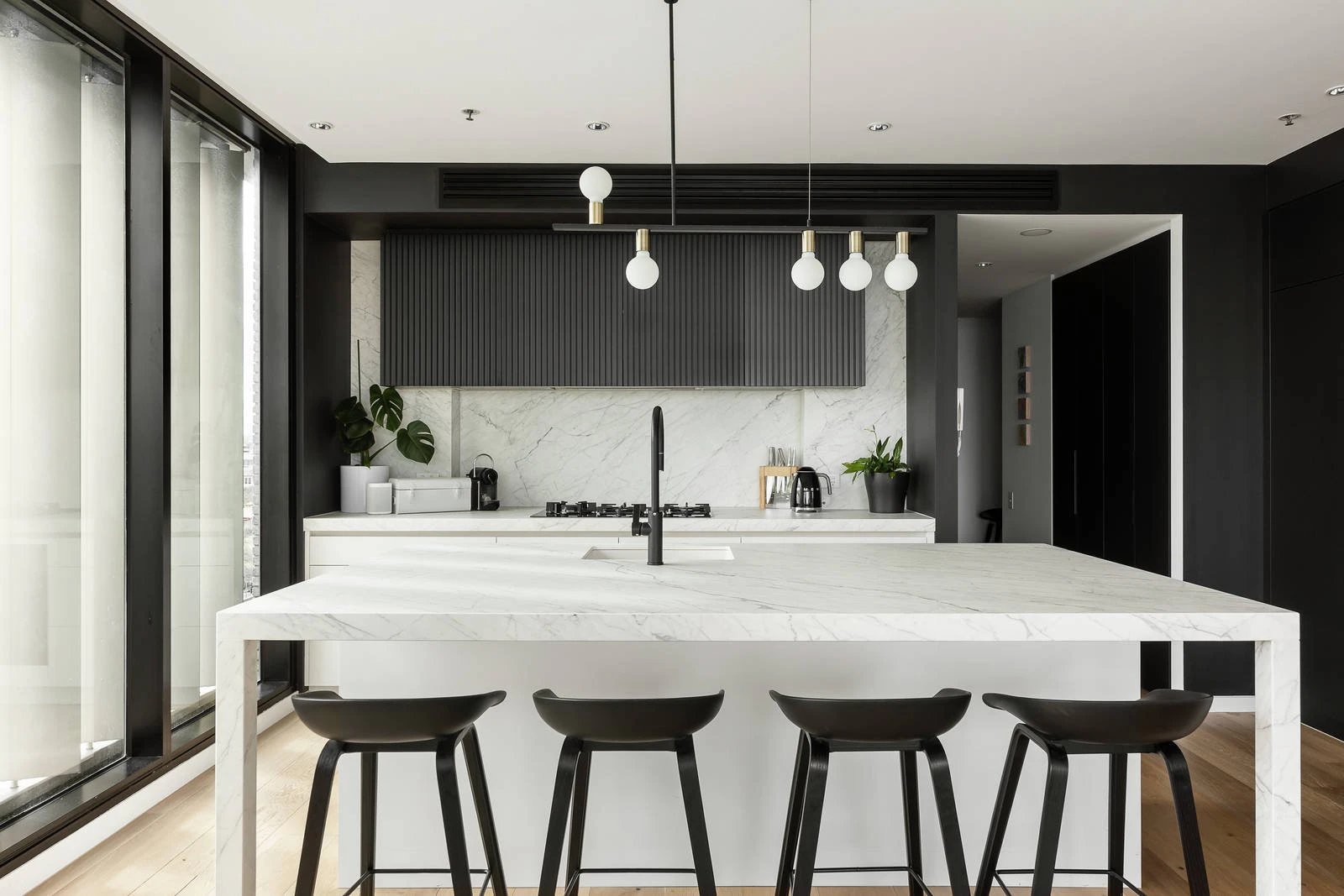 1009/70 Queens Road, Melbourne, VIC