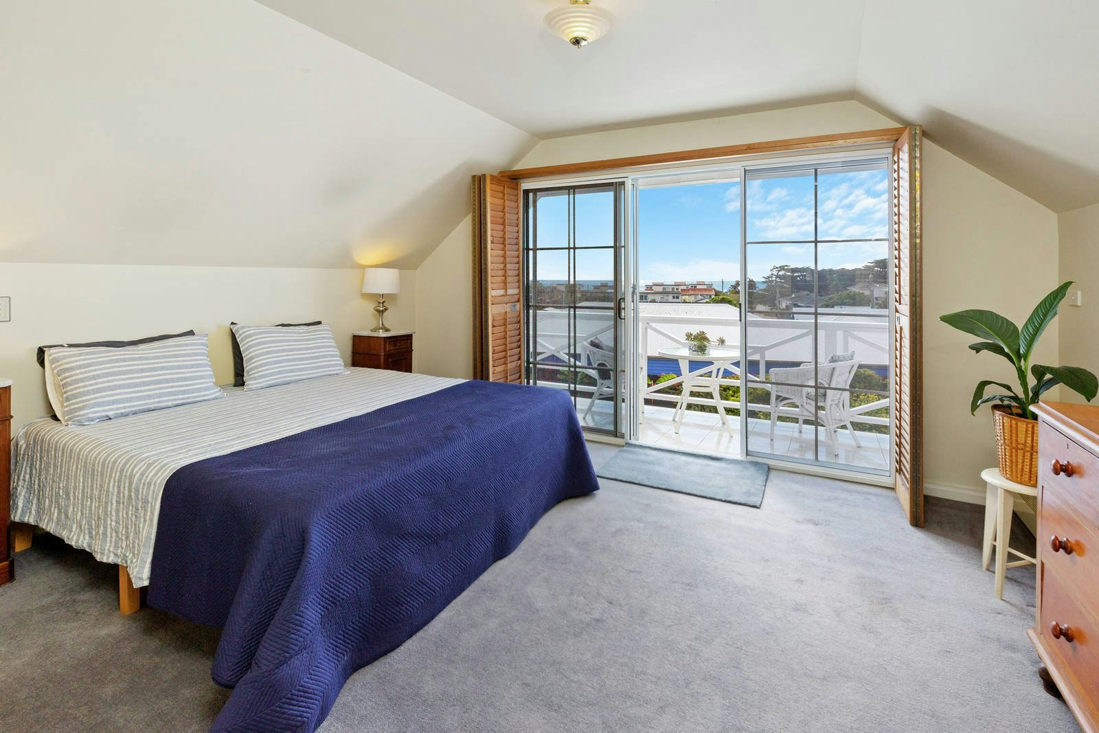 6-8 Queen Street, Mornington, VIC