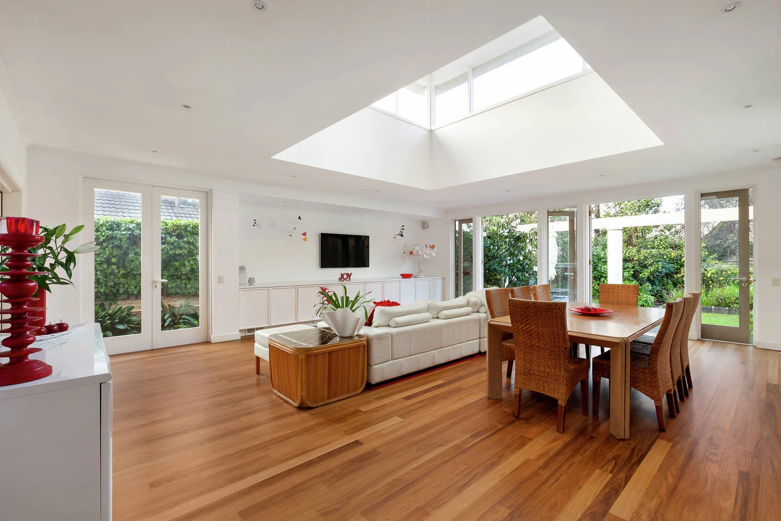 2a Glen Road, Toorak, VIC