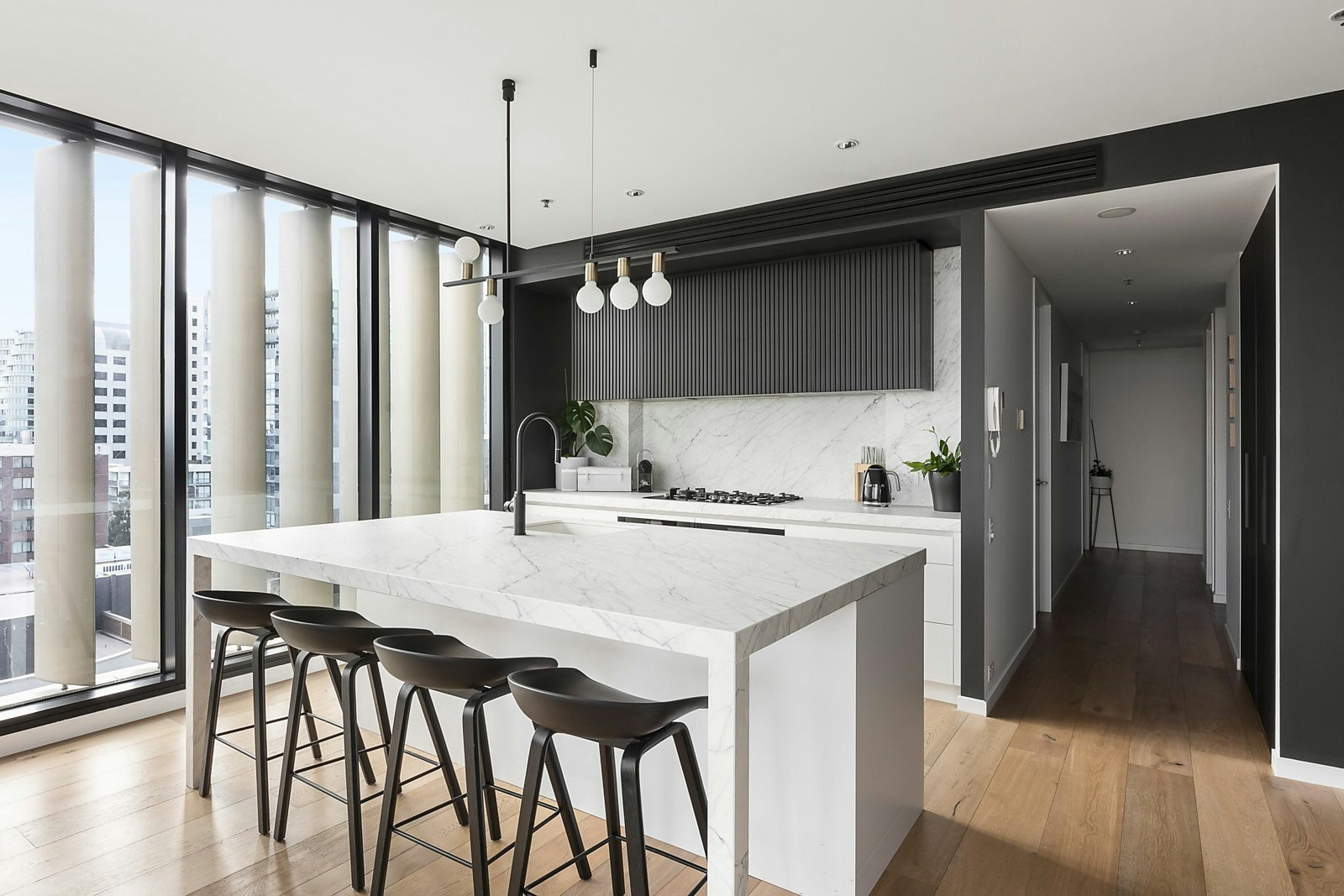 1009/70 Queens Road, Melbourne, VIC