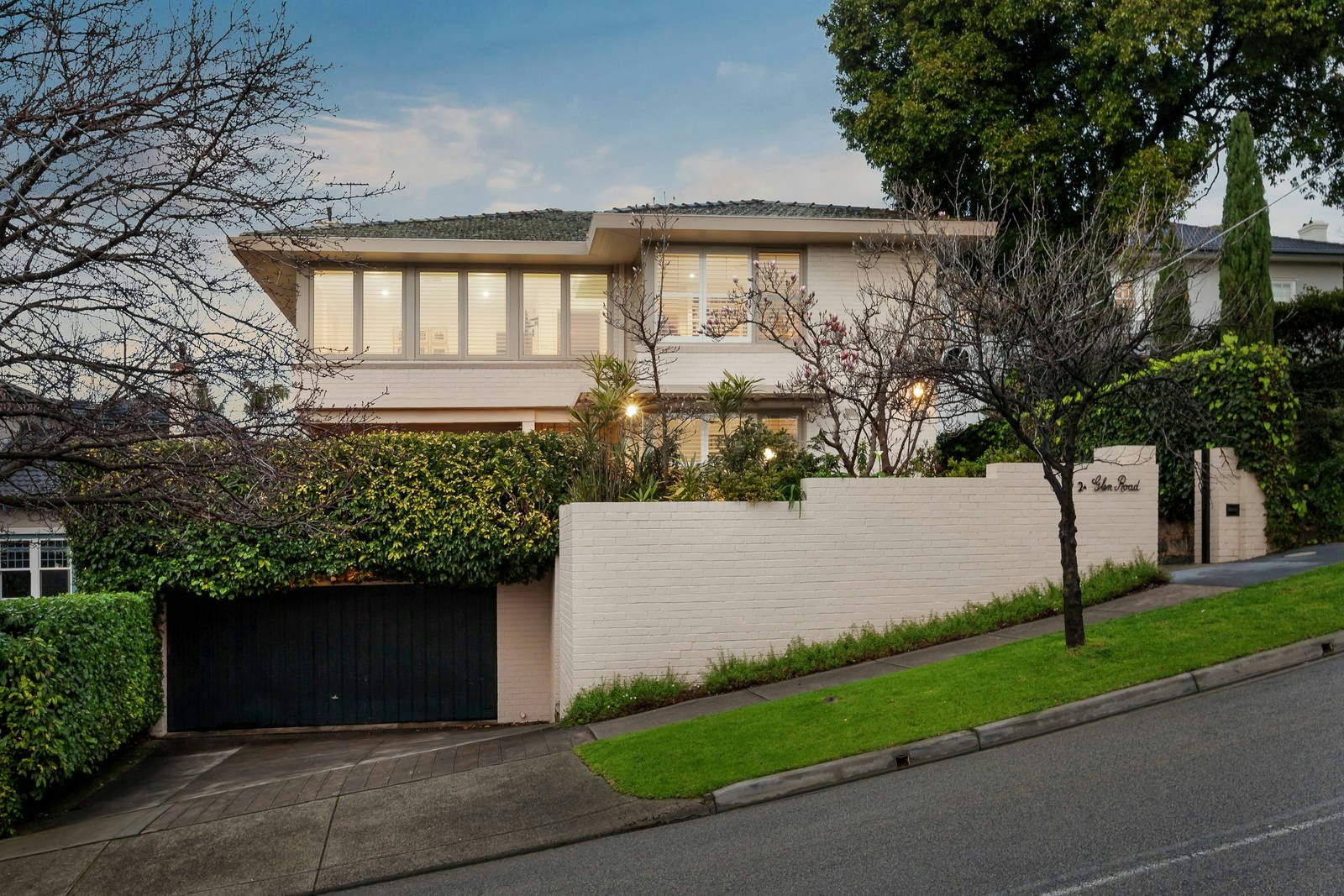 2a Glen Road, Toorak, VIC