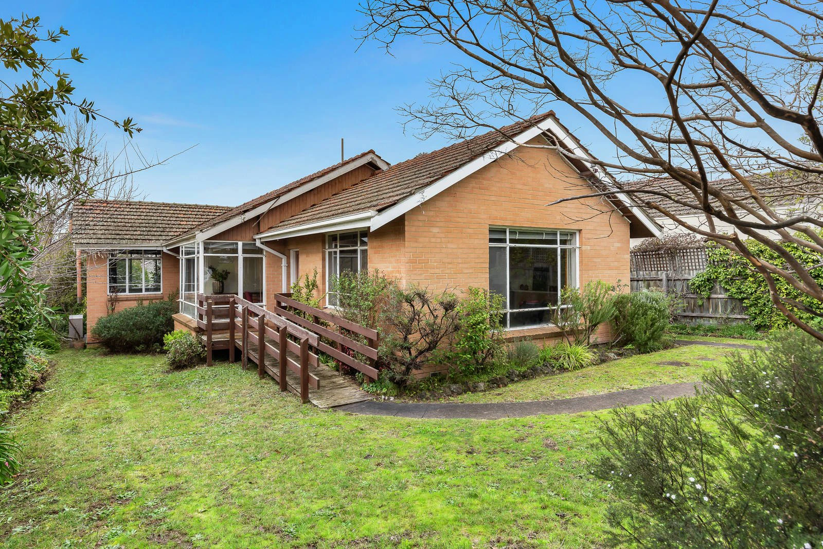 46 Elm Grove, Kew East, VIC