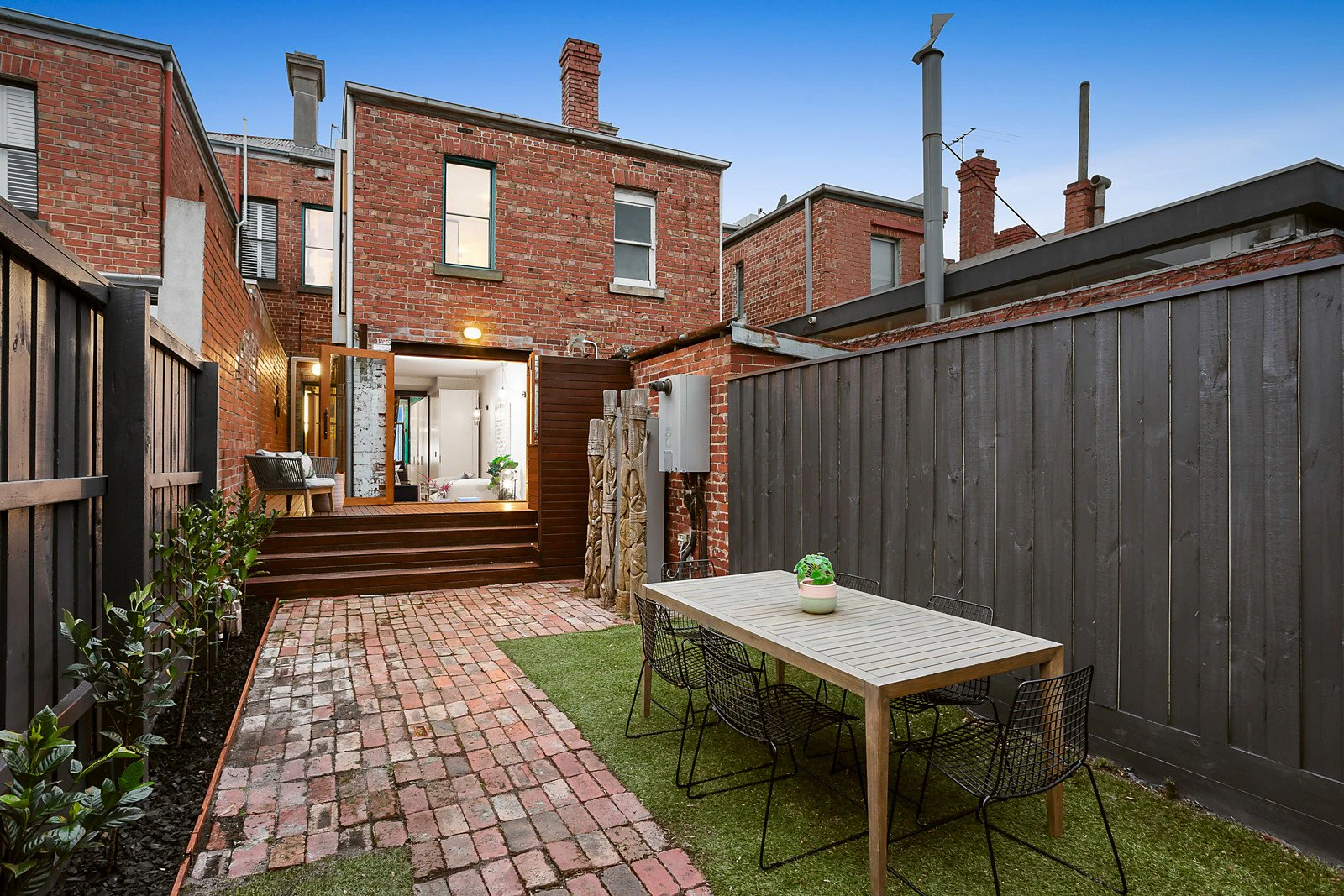 6 Moubray Street, Albert Park, VIC