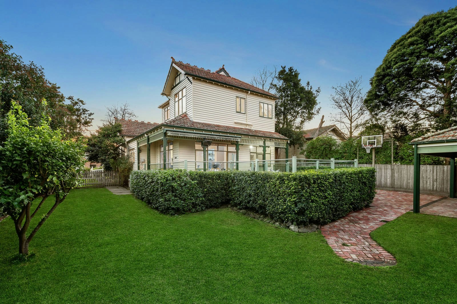 6 Gordon Street, Mont Albert, VIC