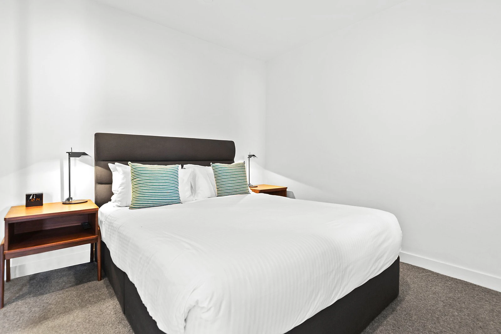 1506/10 Claremont Street, South Yarra, VIC
