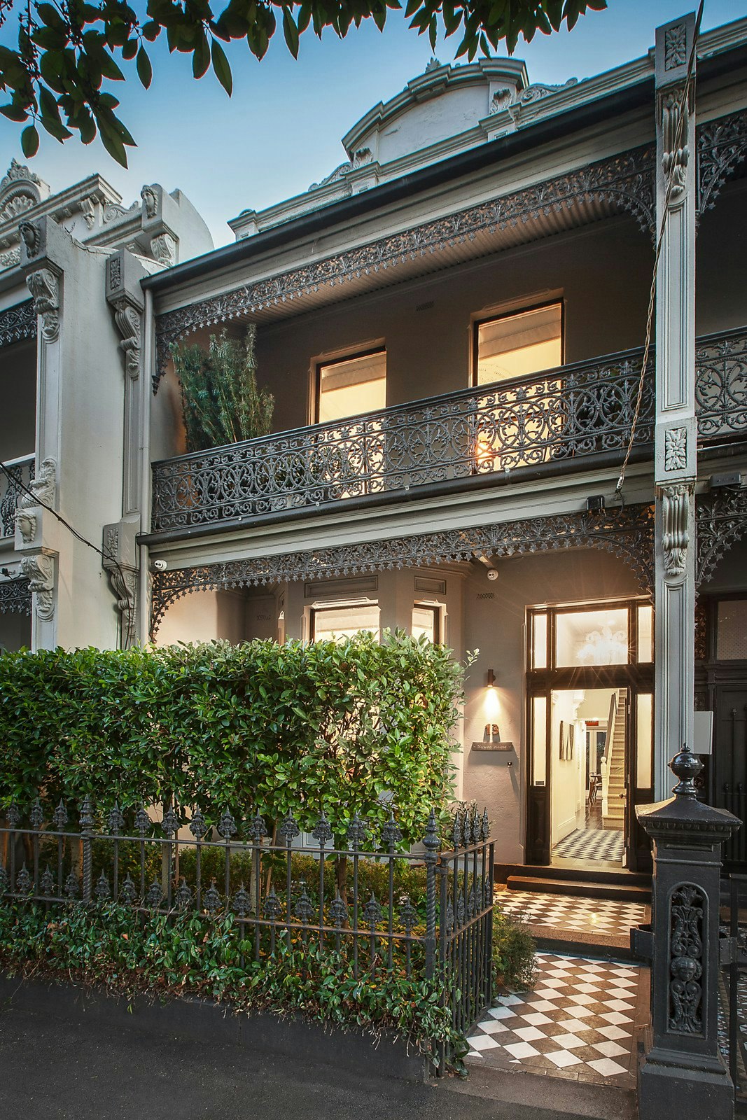 13 Dundas Place, Albert Park, VIC