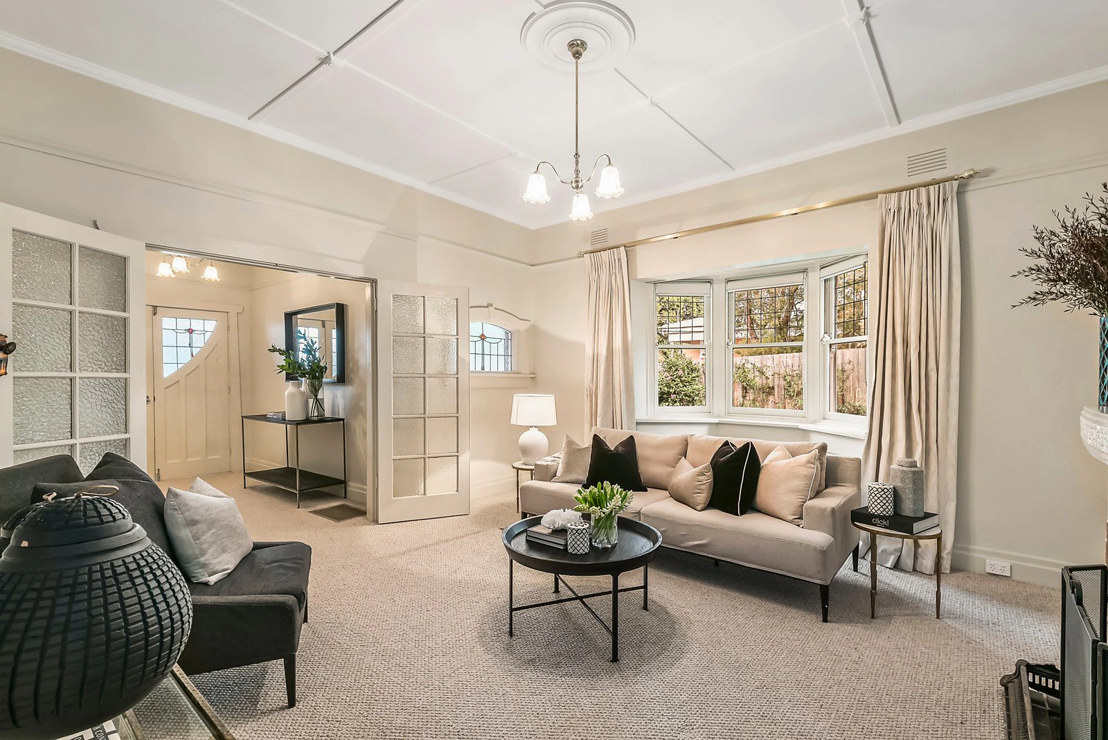 5 Oak Grove, Malvern East, VIC