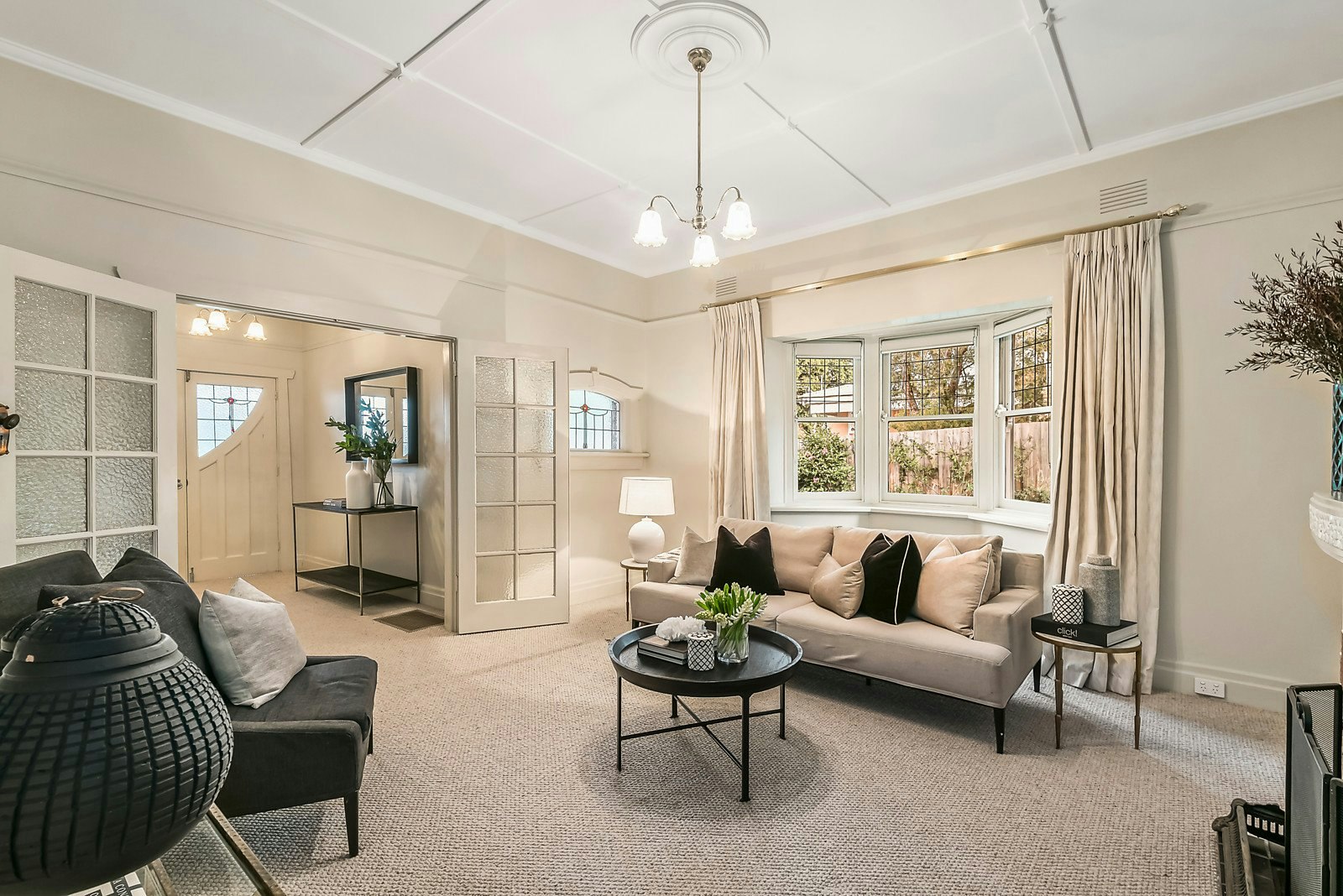 5 Oak Grove, Malvern East, VIC