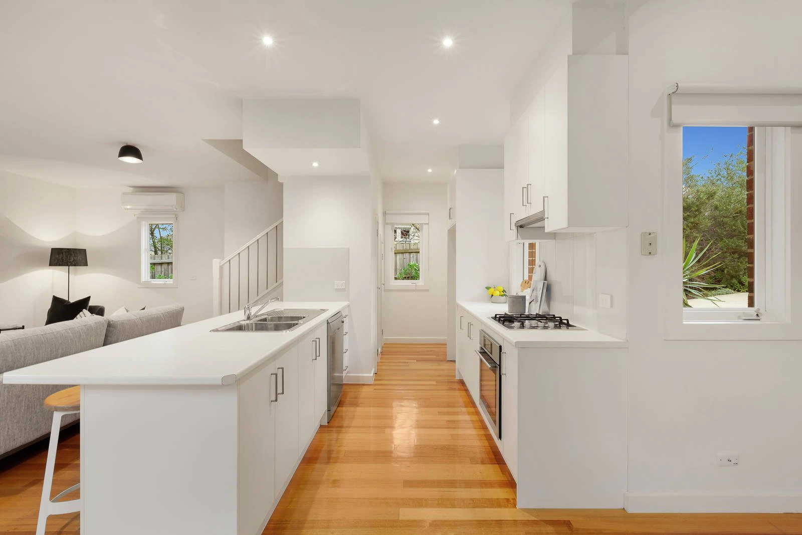 1/53 Spencer Road, Camberwell, VIC