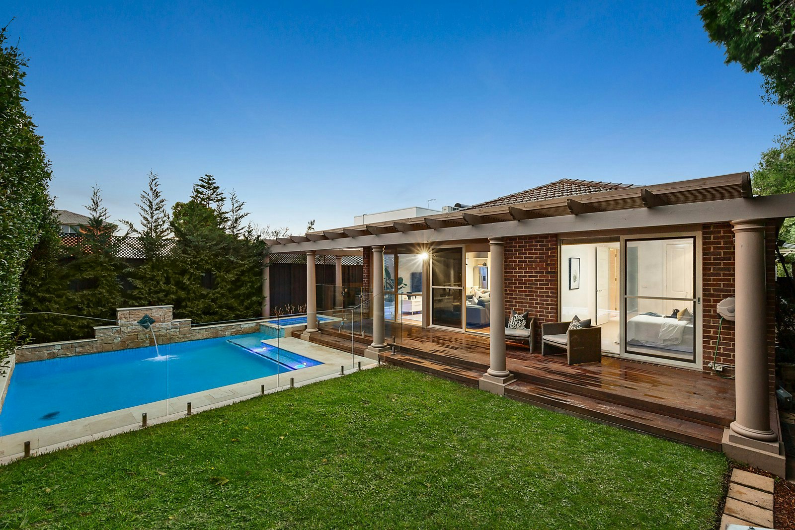 18 Glen Street, Hawthorn, VIC