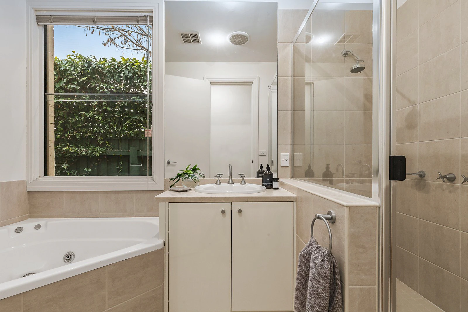 56 Dixon Street, Malvern, VIC