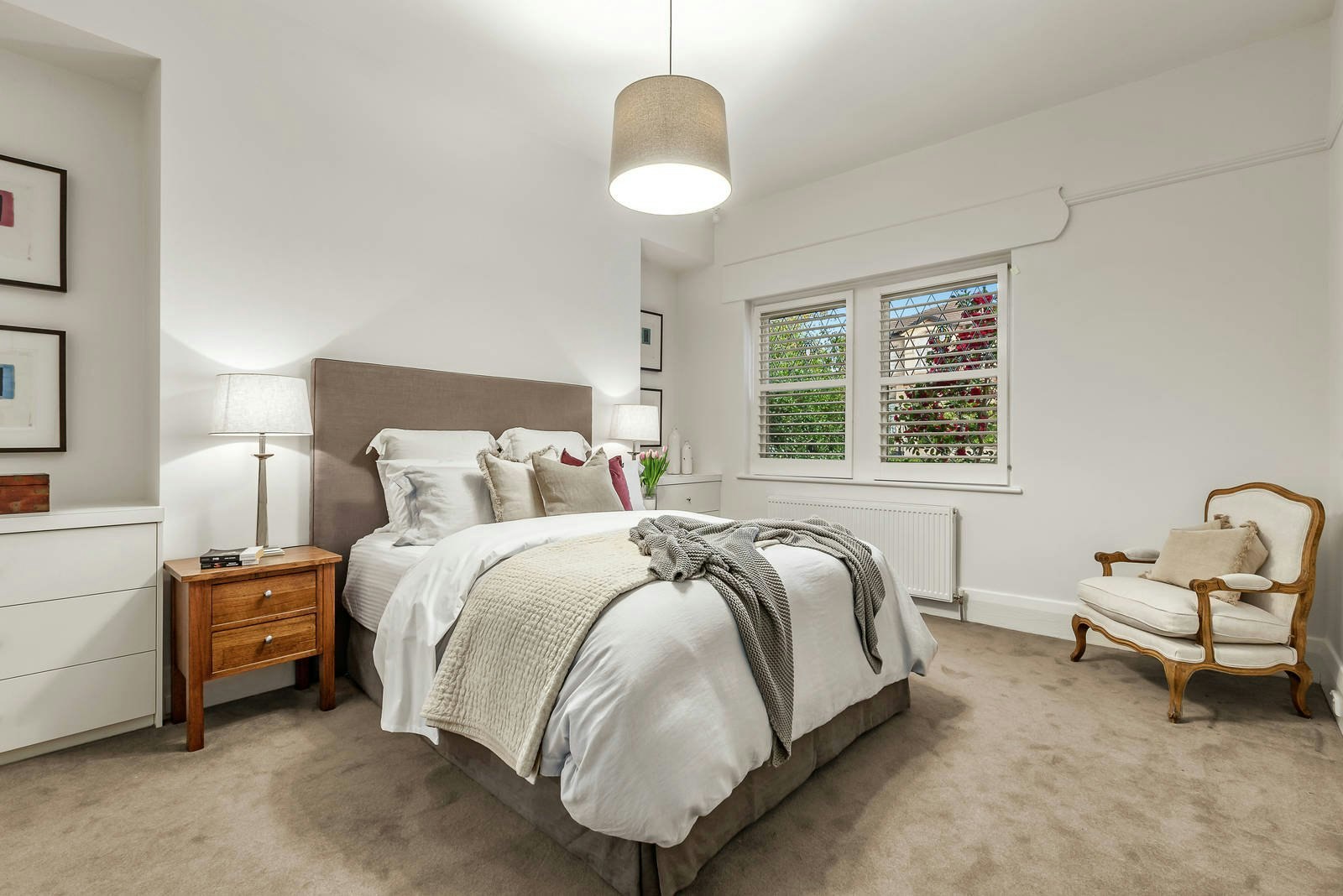 5 Irymple Avenue, Glen Iris, VIC