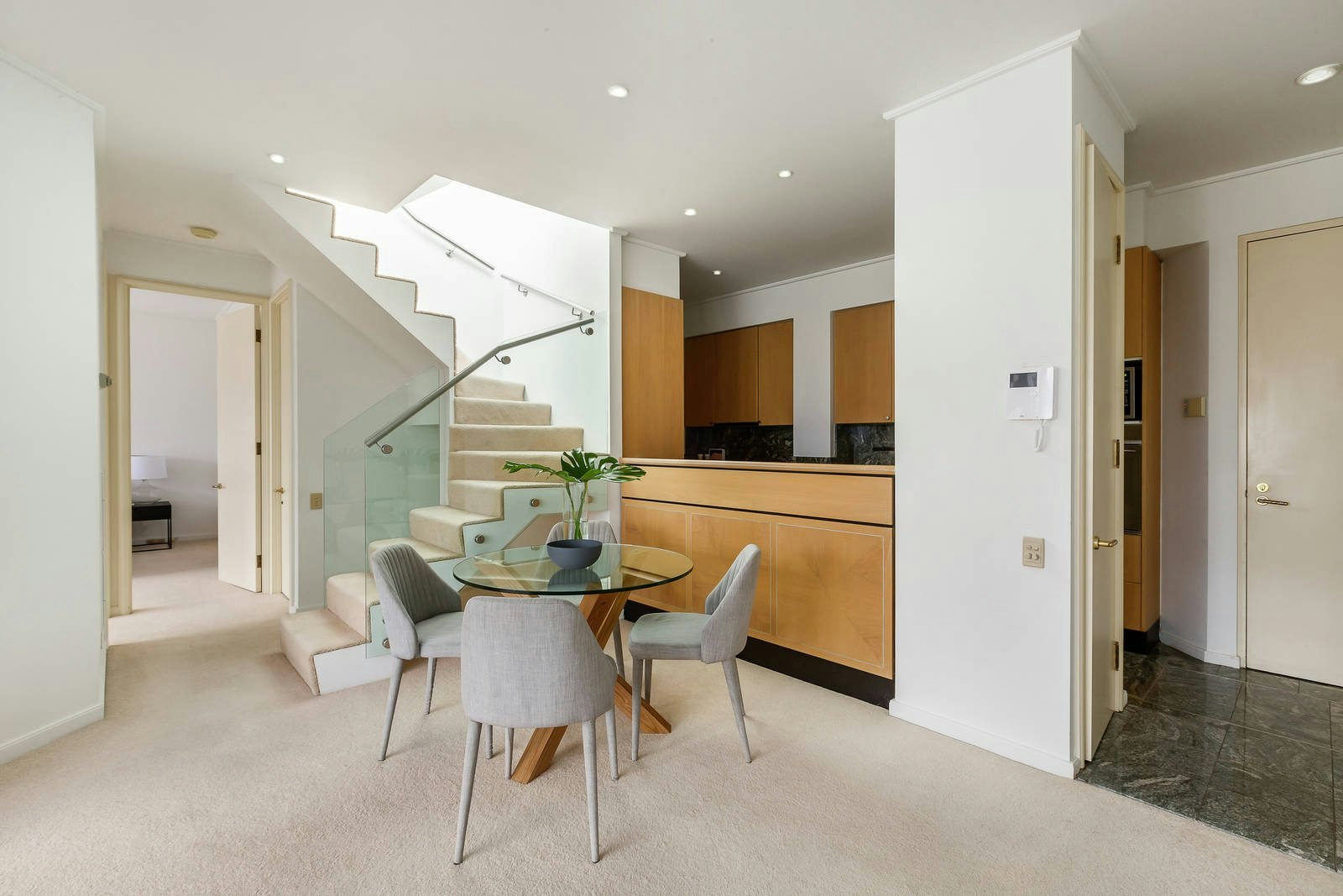 16/286 Toorak Road, South Yarra, VIC