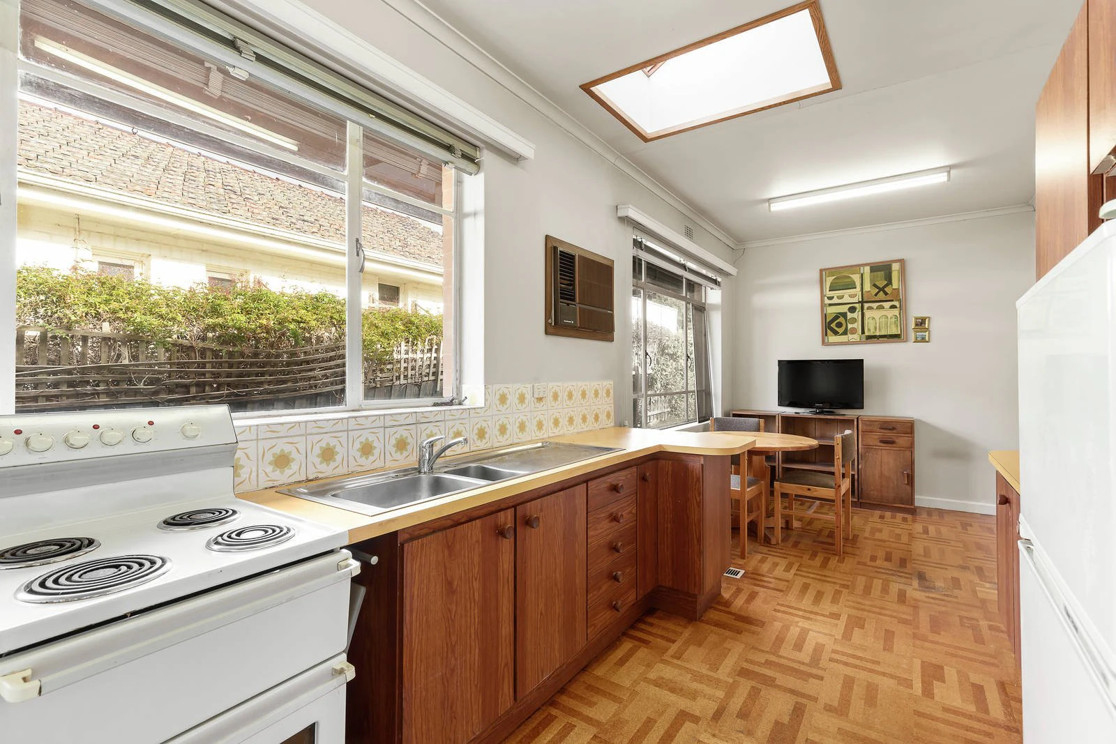 46 Elm Grove, Kew East, VIC