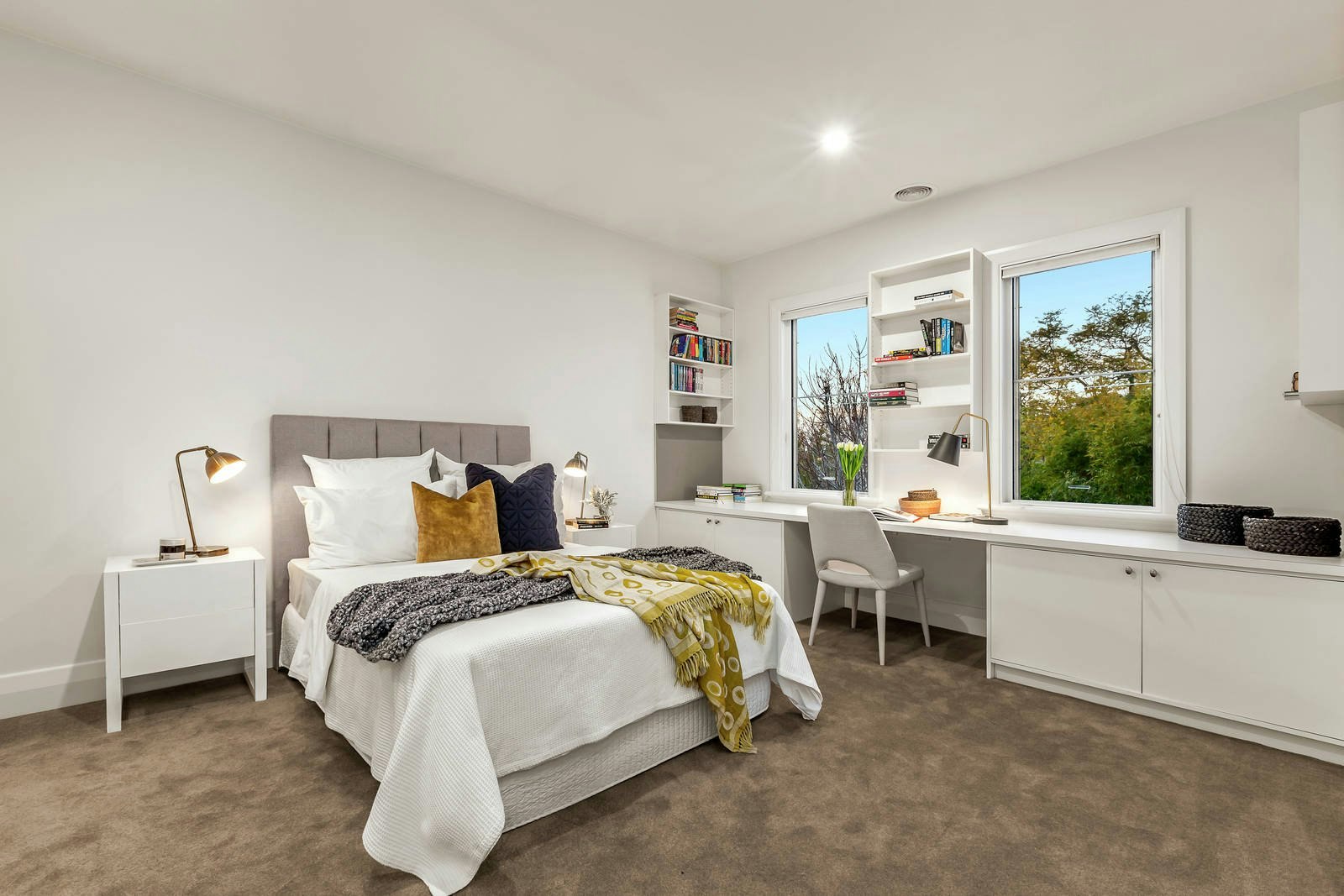 5 Irymple Avenue, Glen Iris, VIC