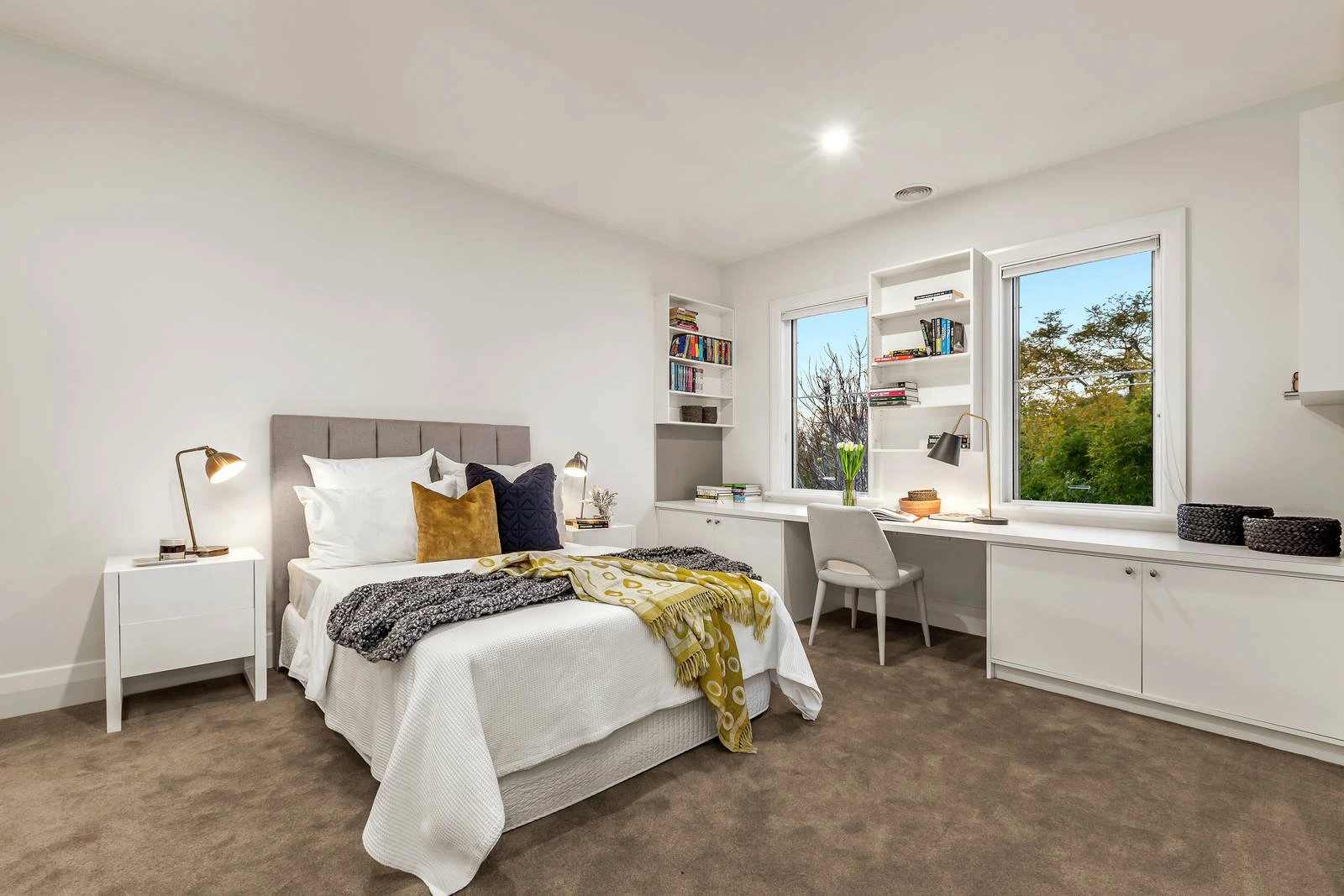5 Irymple Avenue, Glen Iris, VIC