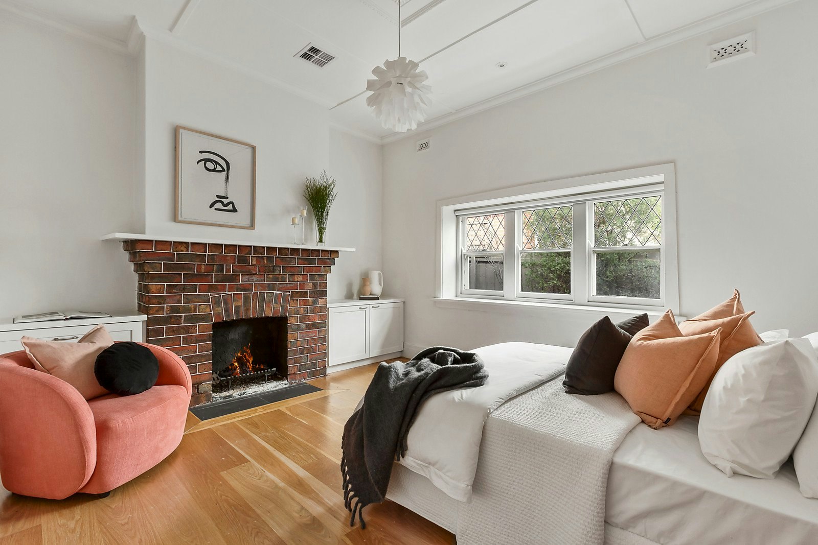 5 Albion Road, Glen Iris, VIC