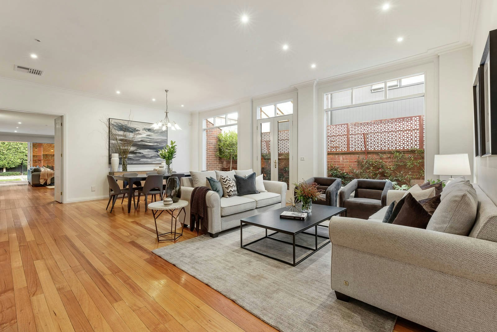 18 Glen Street, Hawthorn, VIC