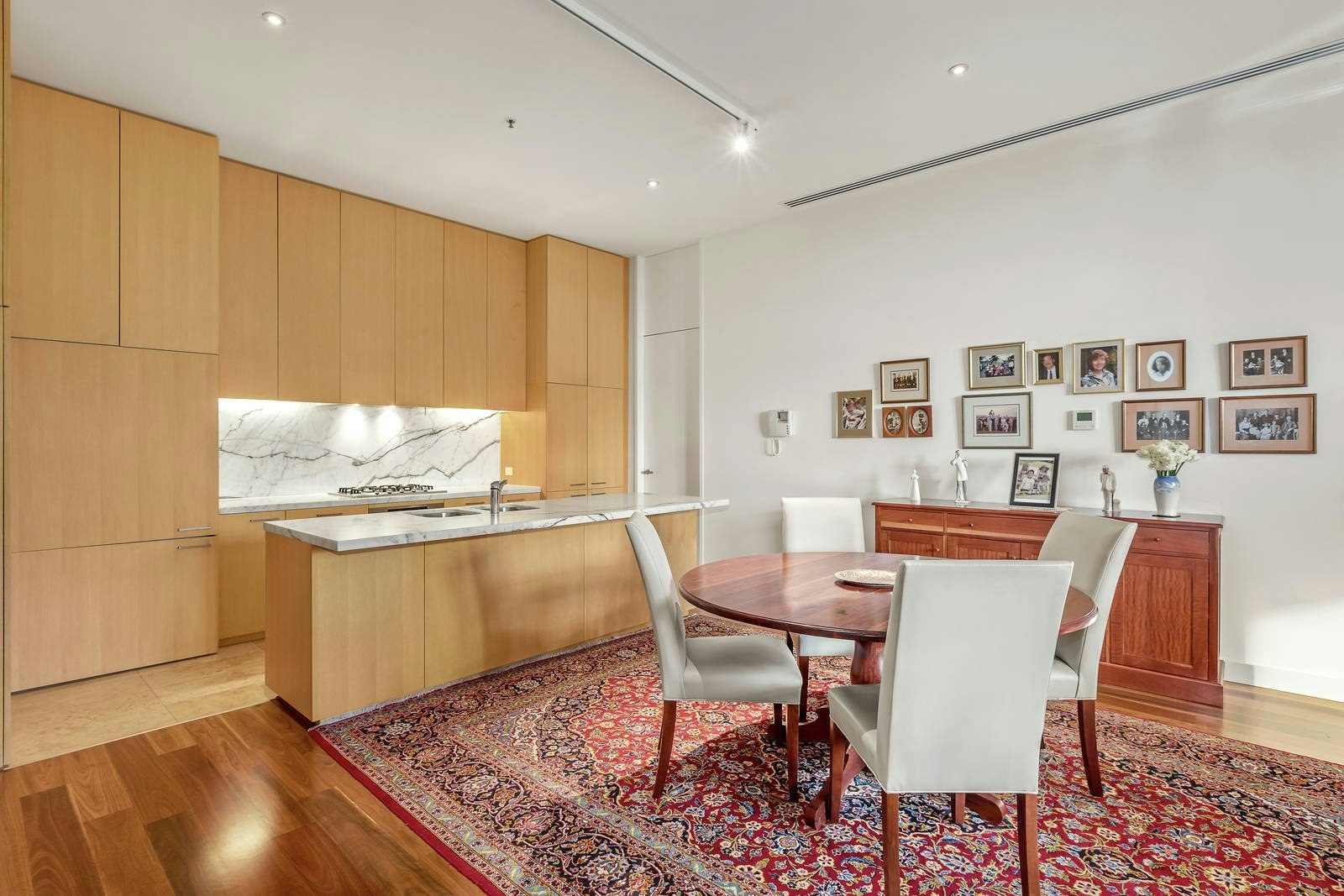 202/480 Riversdale Road, Hawthorn East, VIC