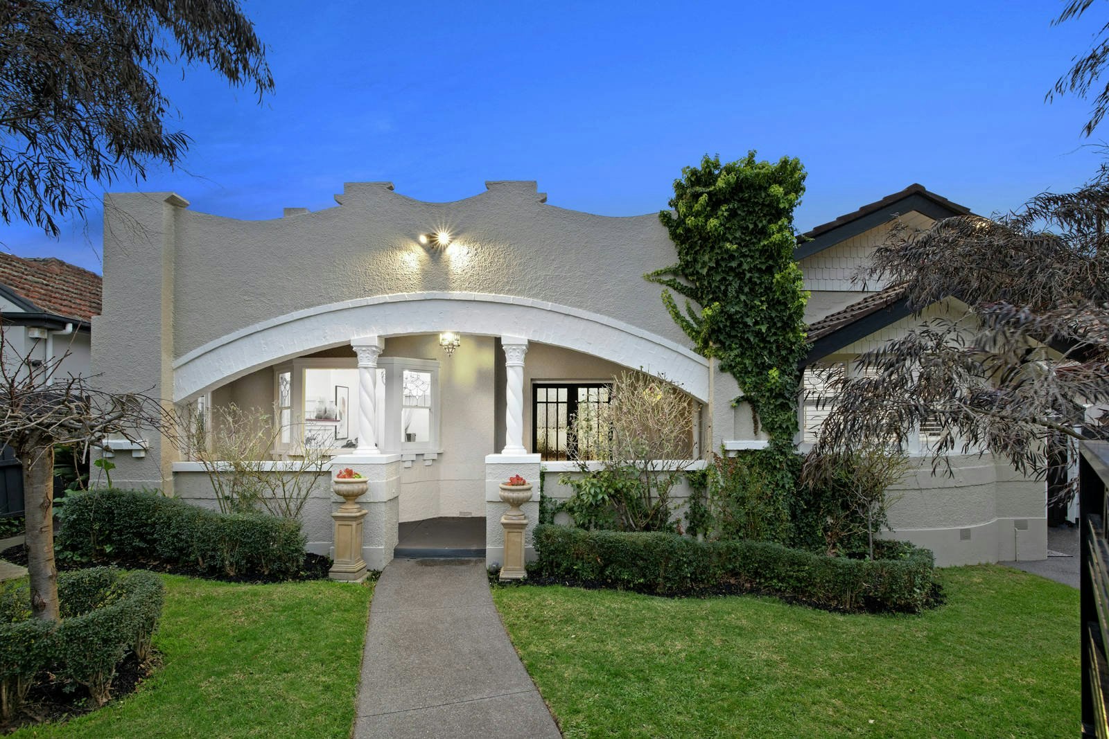 683 Hawthorn Road, Brighton East, VIC