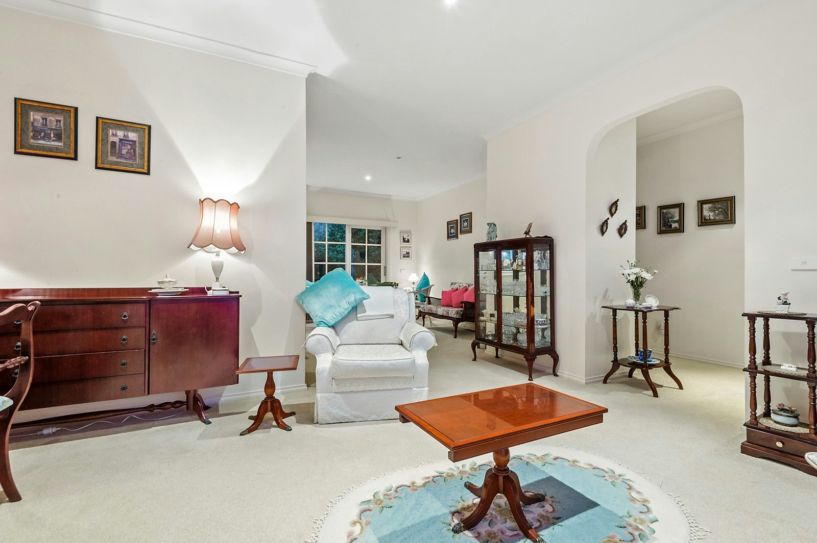 2/1 Lucerne Avenue, Mornington, VIC