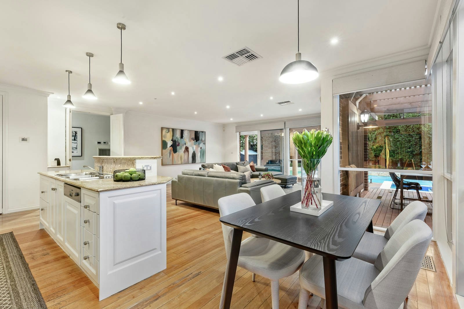 18 Glen Street, Hawthorn, VIC