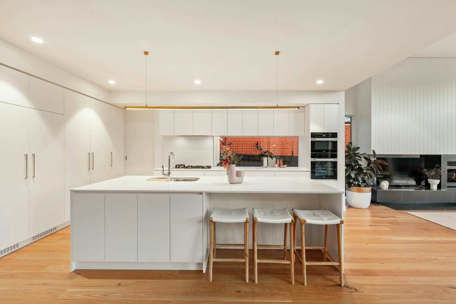 12 Bourne Road, Glen Iris, VIC