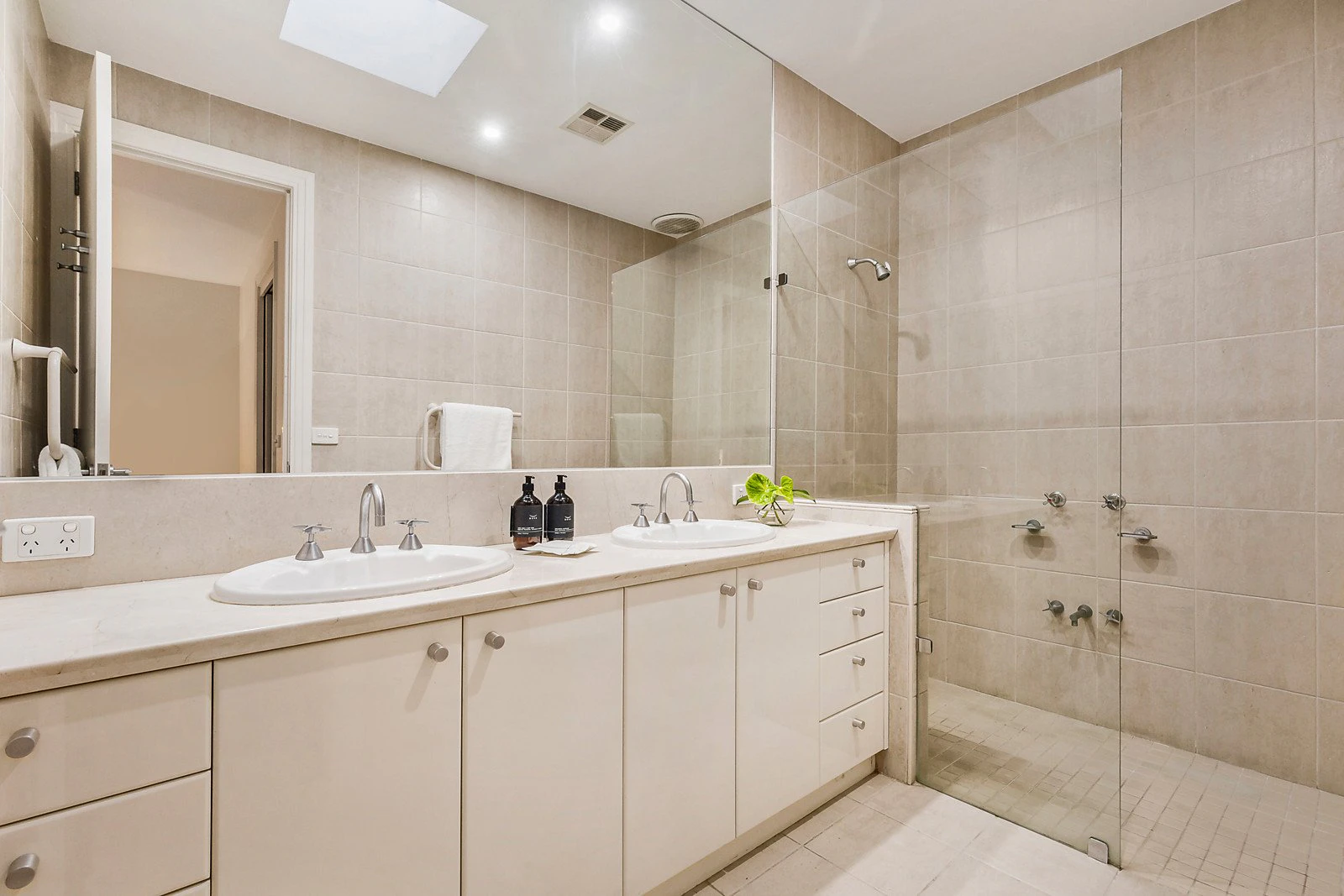 56 Dixon Street, Malvern, VIC