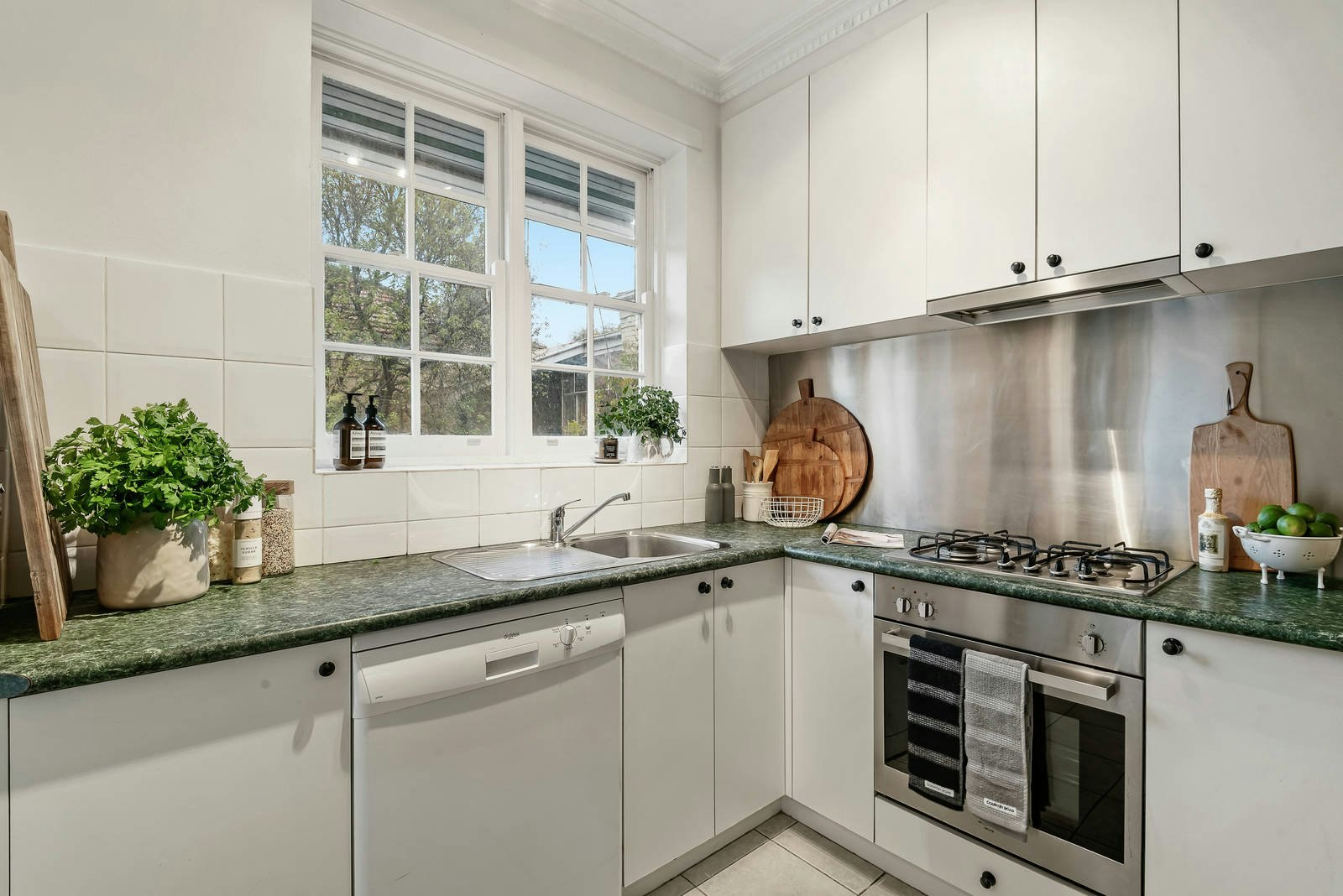 2/694 Orrong Road, Toorak, VIC