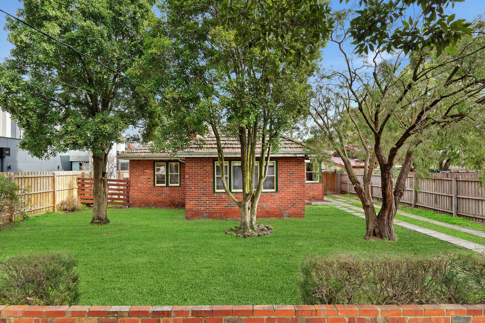 13 Landcox Street, Brighton East, VIC