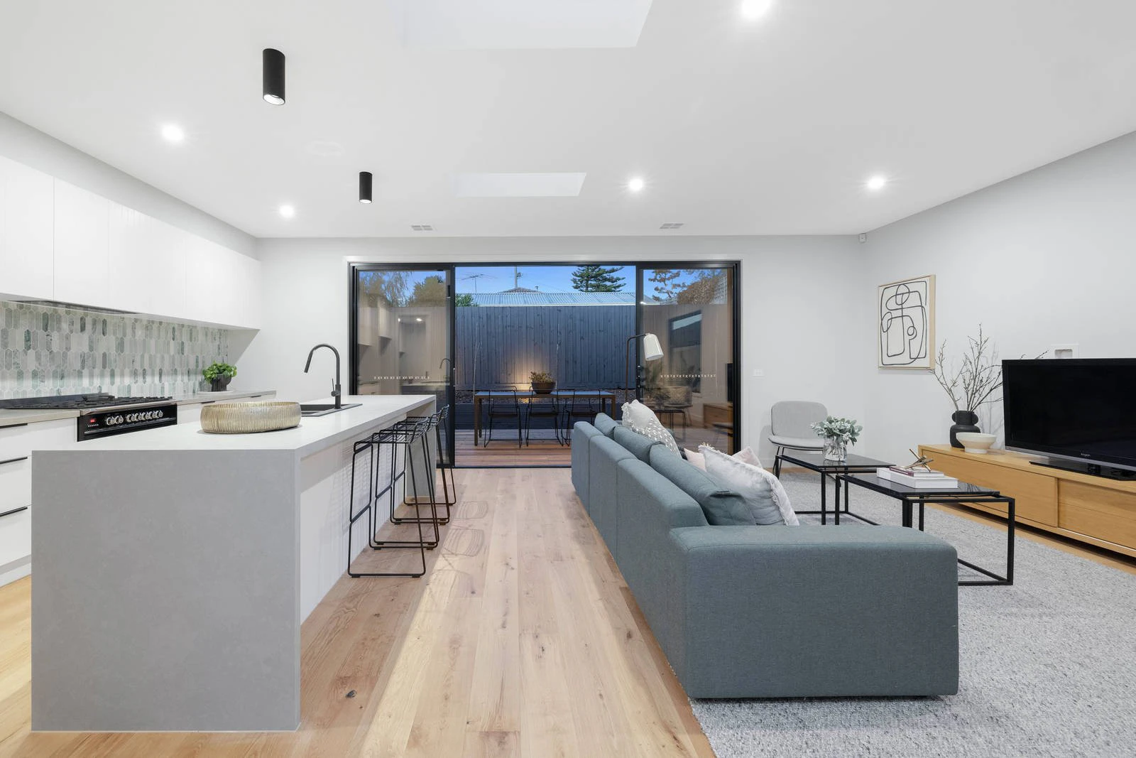 61A Carnoustie Grove, Mornington, VIC