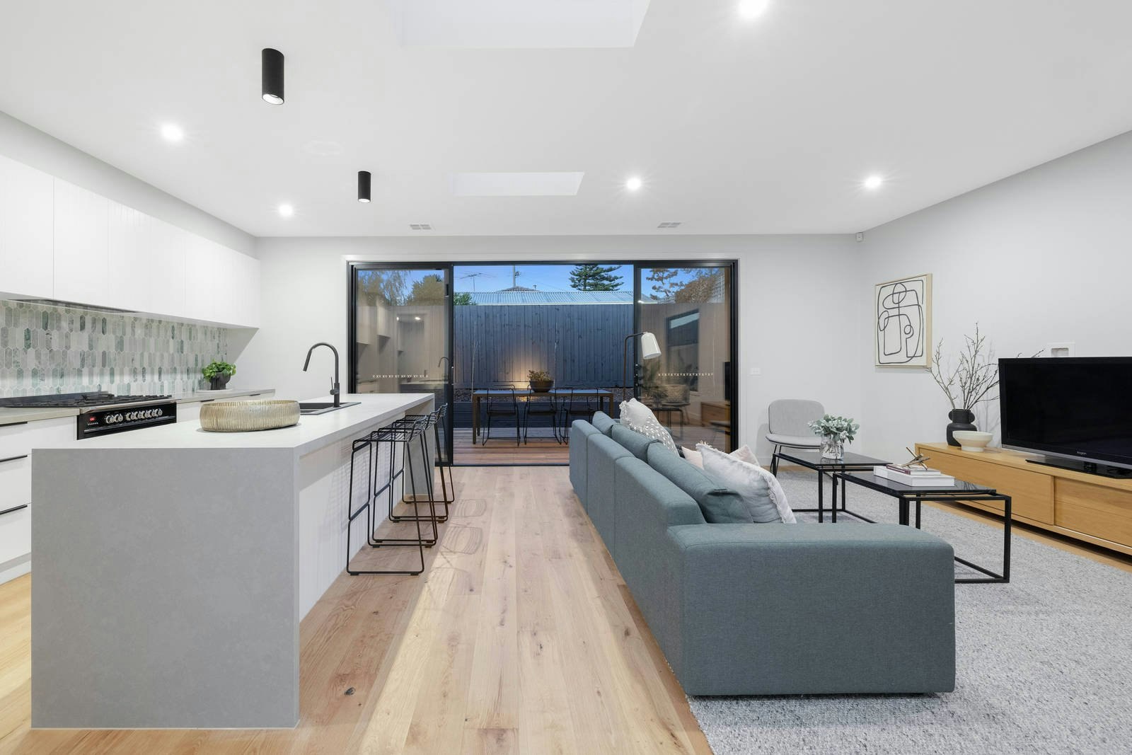 61A Carnoustie Grove, Mornington, VIC