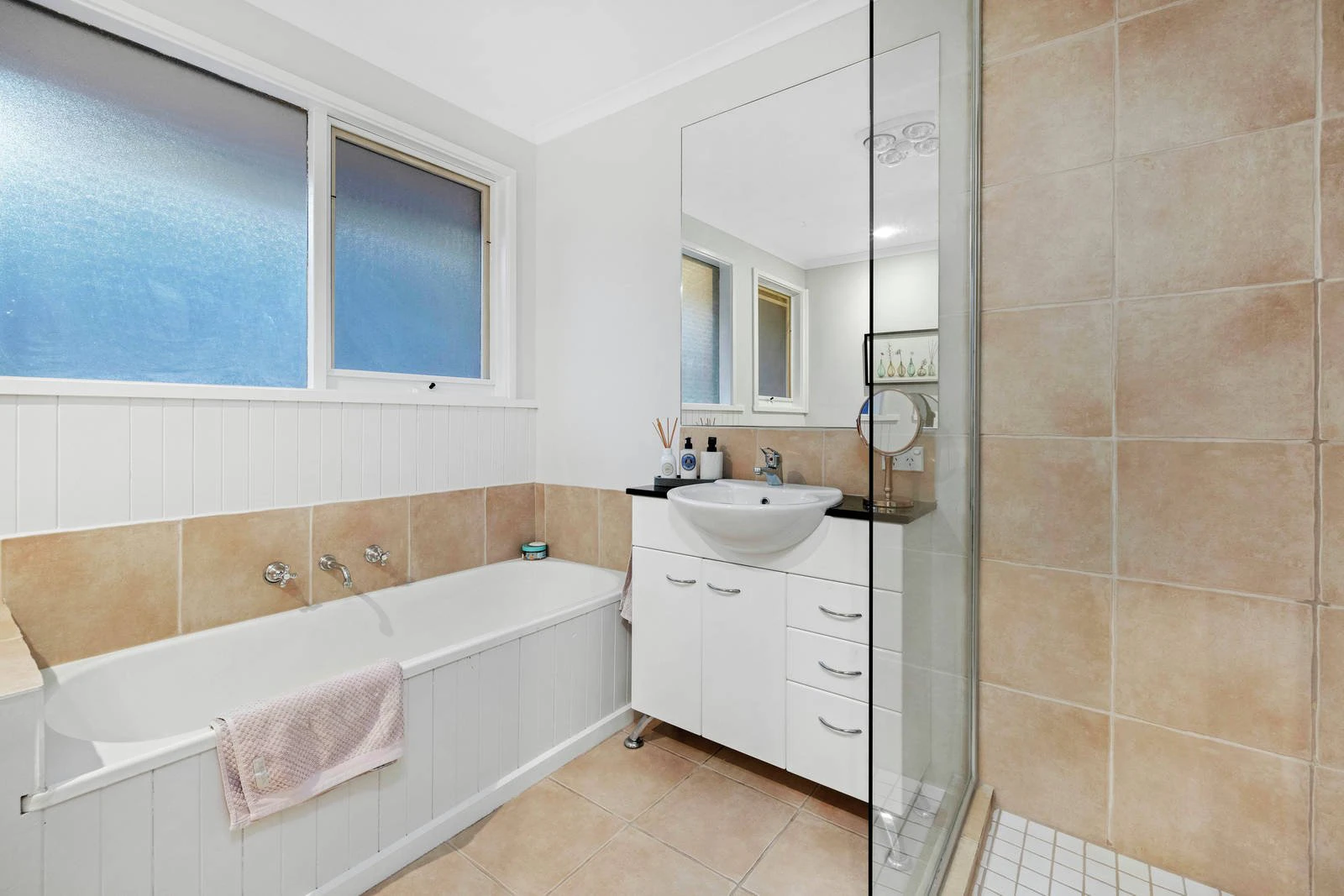22 Bundara Crescent, Mount Eliza, VIC