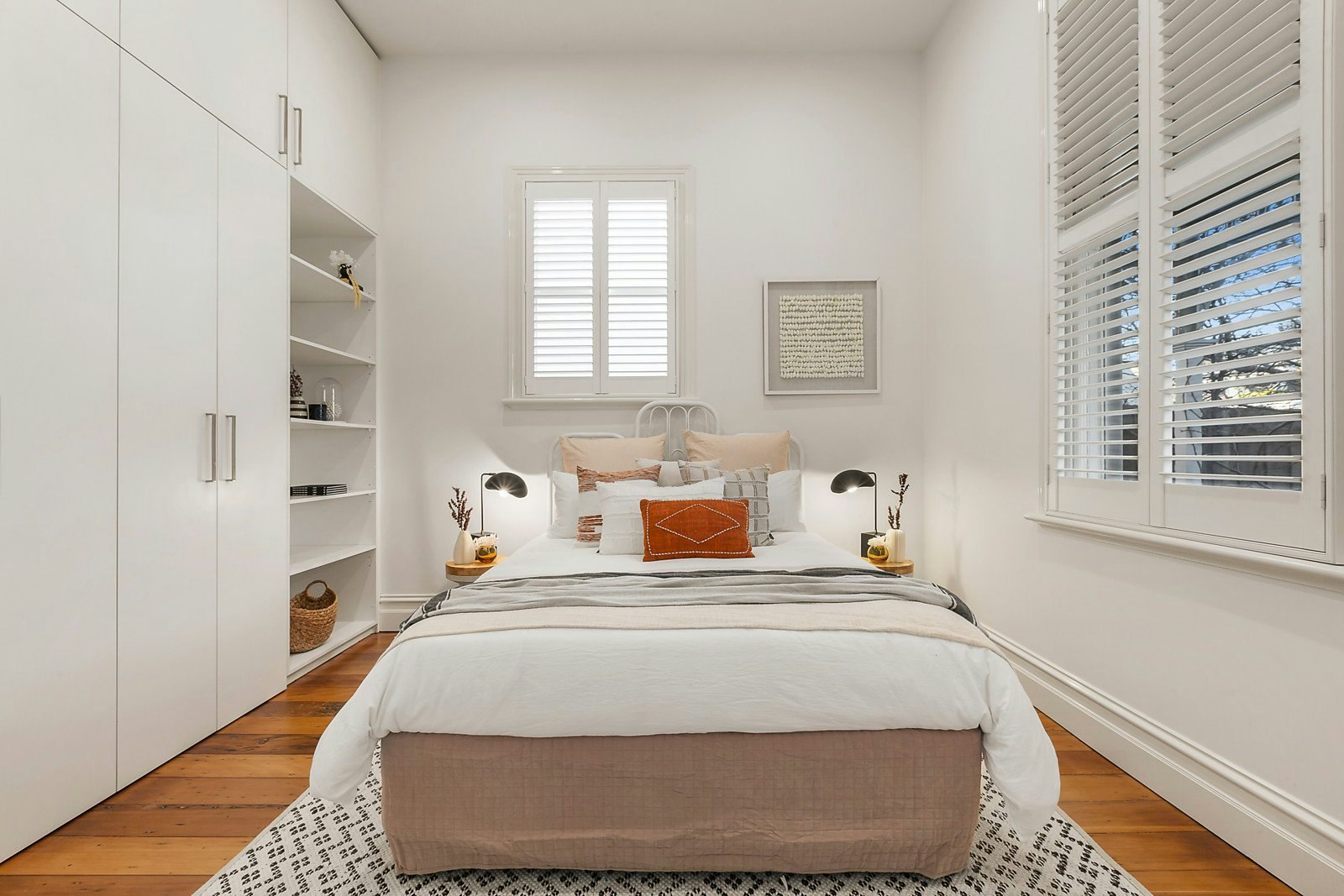 16 Dundas Place, Albert Park, VIC