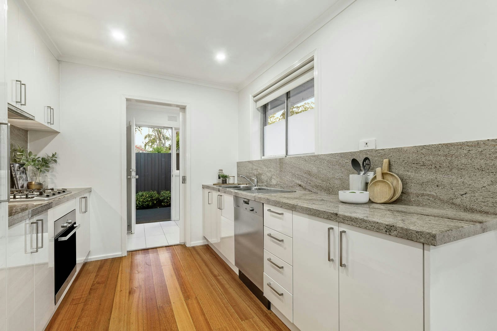 2/30 Foote Street, Brighton, VIC